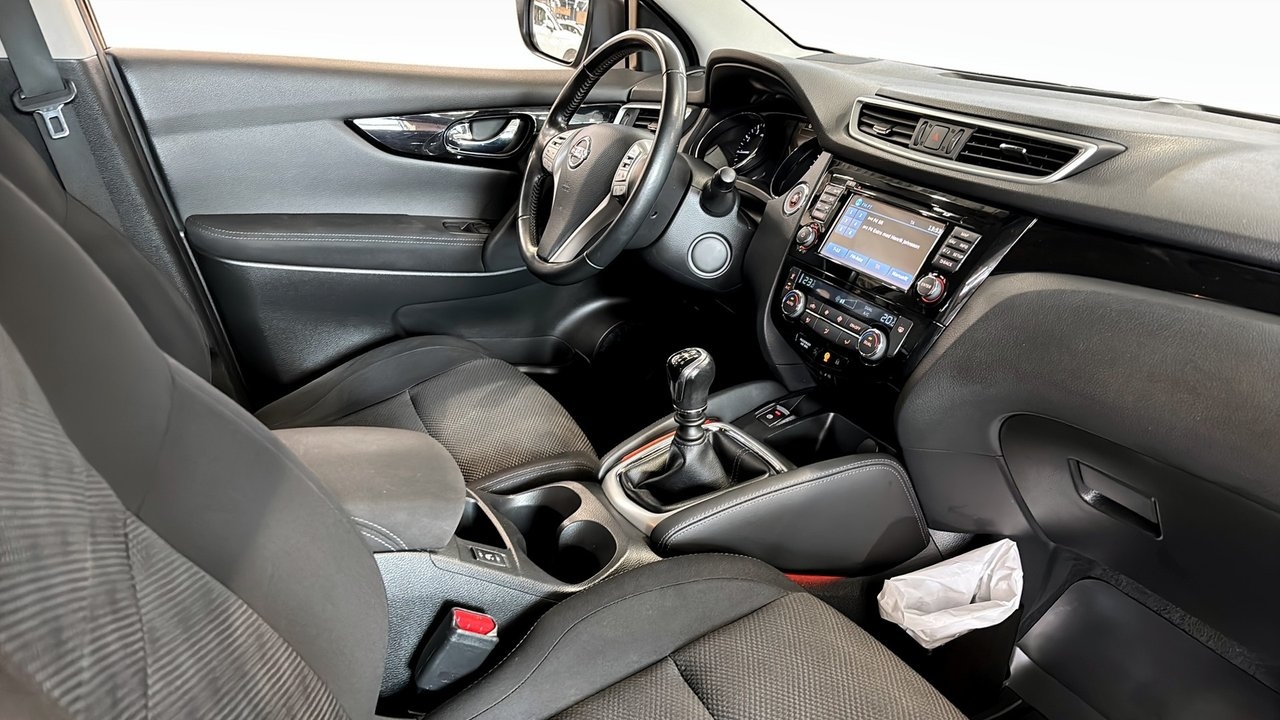 Nissan Qashqai N-Connecta 2017, bild 3/10
