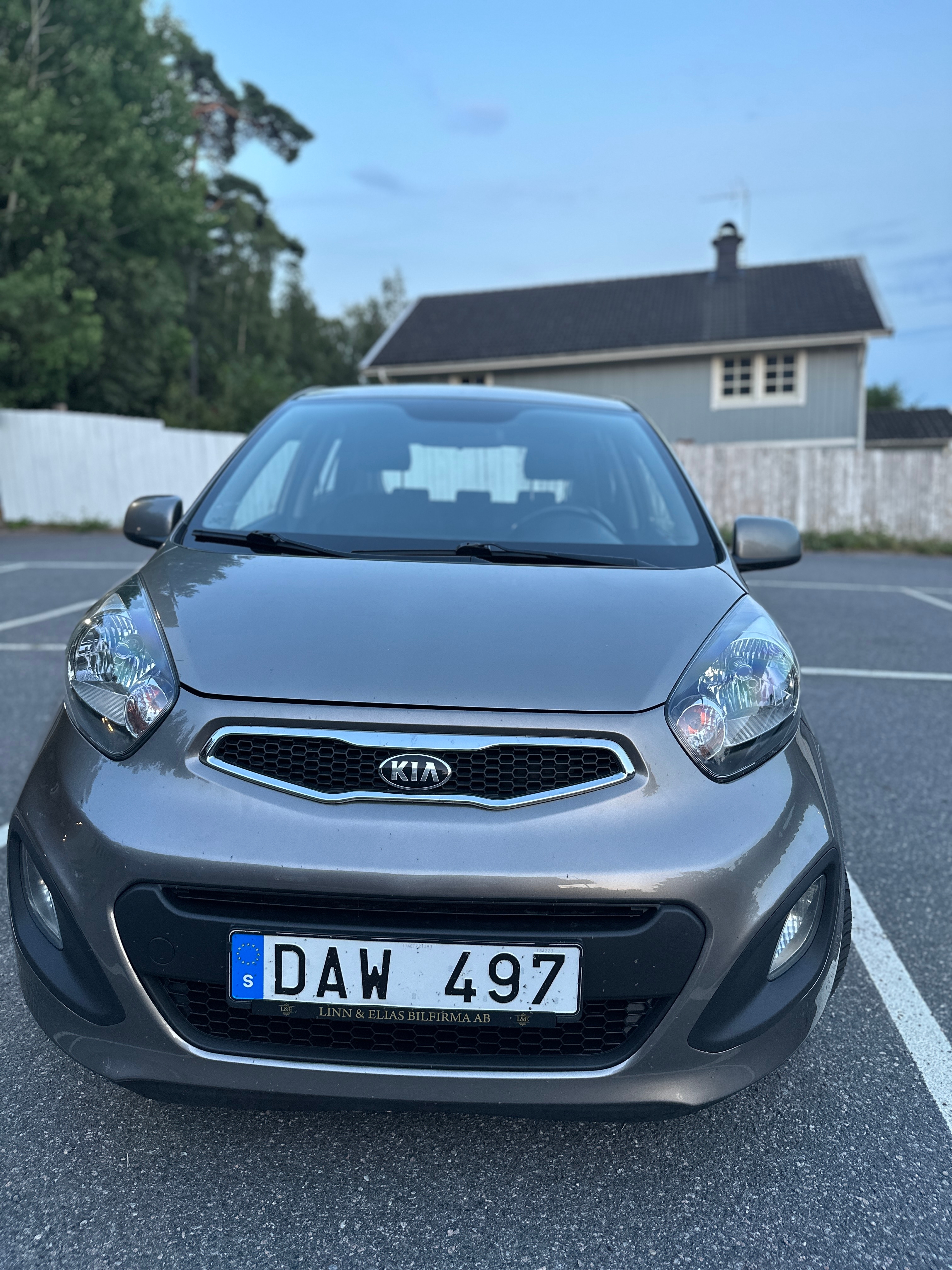Kia Picanto 5-dörrar 1.0 MPI Manuell 2014, bild 2/5