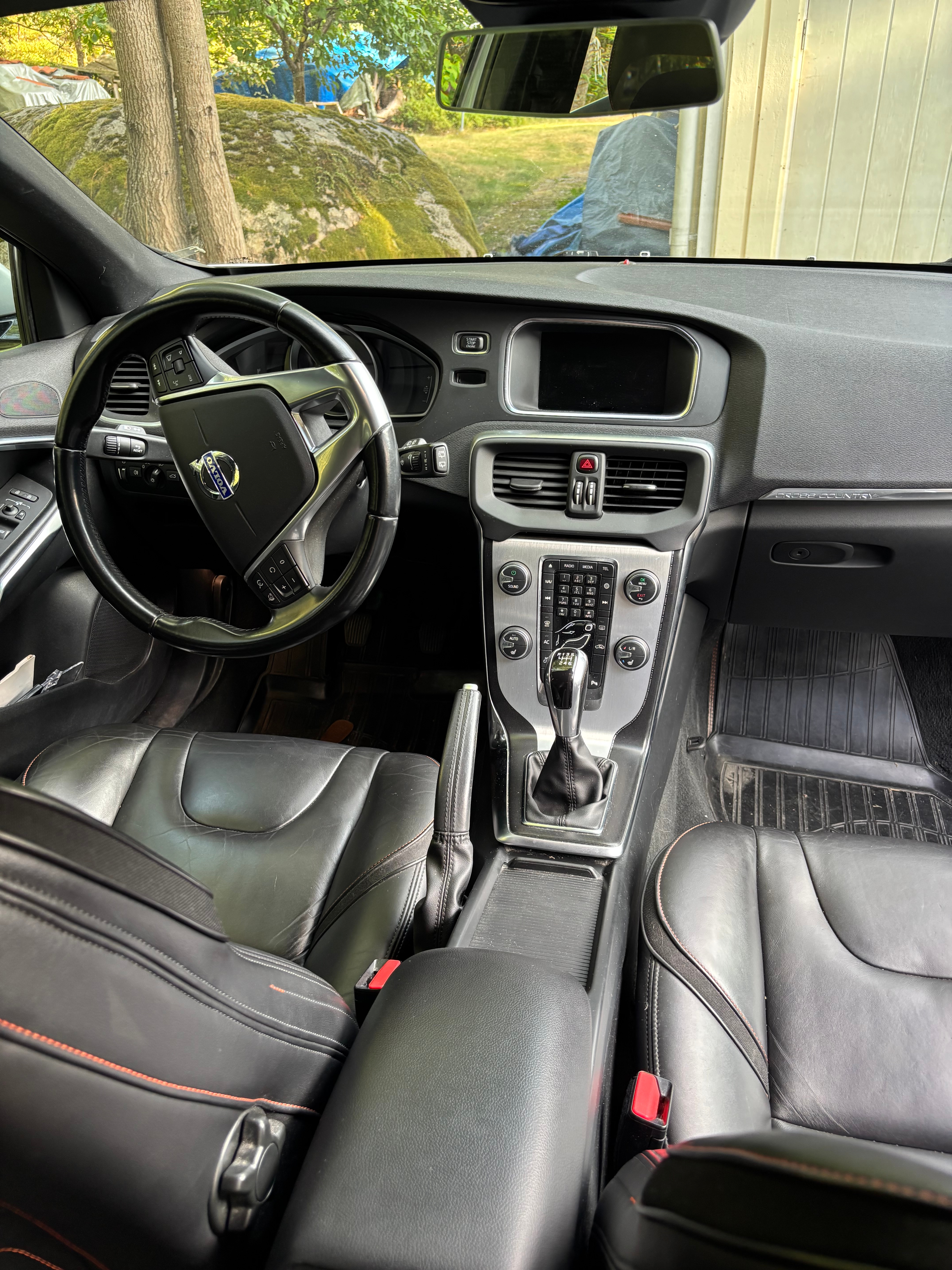 Volvo V40 Cross Country D2 Manuell 2015, bild 3/8
