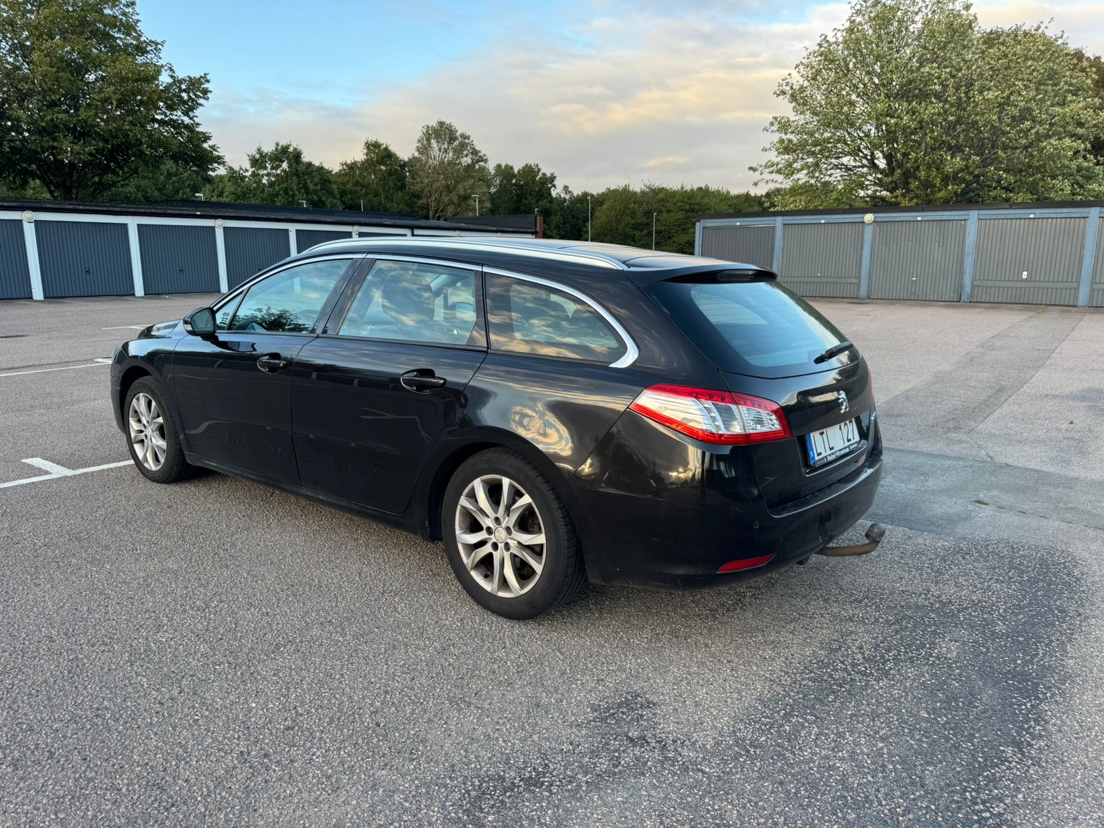 Peugeot 508 SW 1.6 e-HDi 110 FAP 8v EGS 2011, bild 2/6