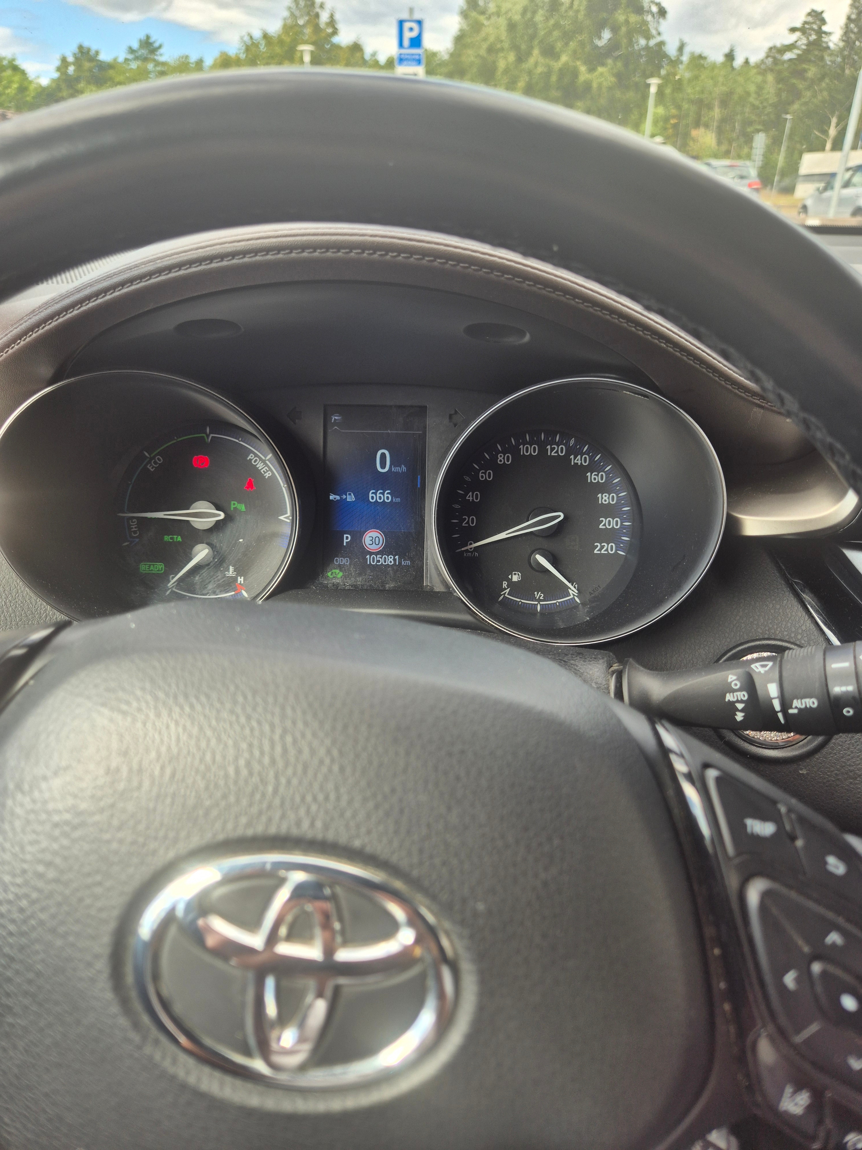 Toyota C-HR Hybrid CVT 2018, bild 4/4