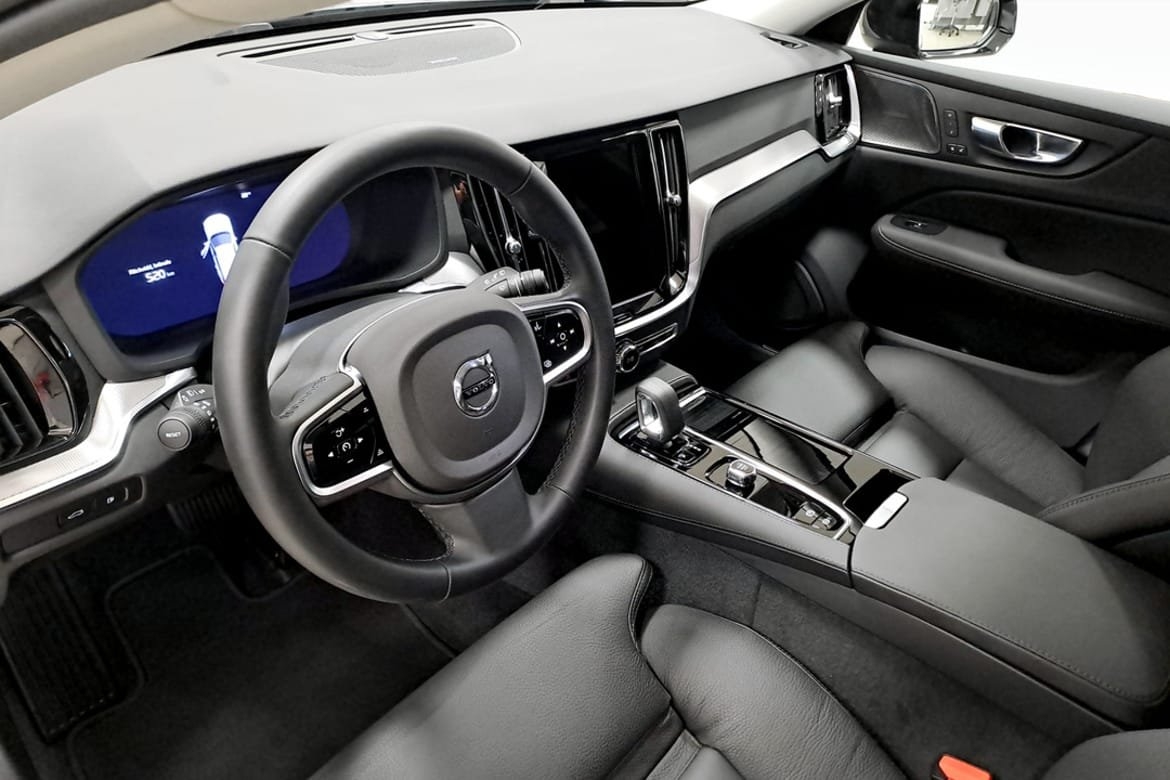 Volvo V60 T6 Plus Dark Nordic Edition 2026, bild 5/14