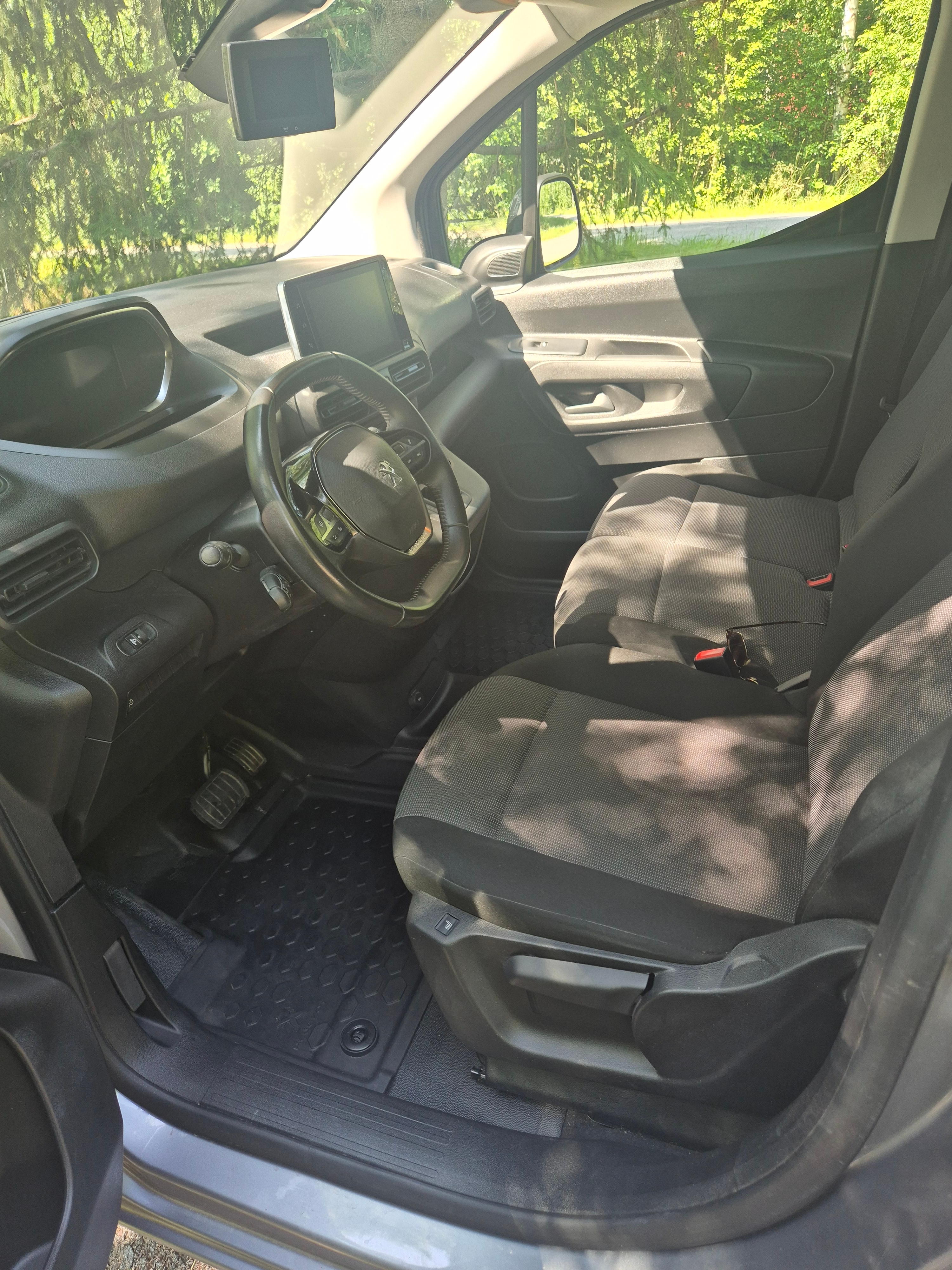 Peugeot e-Partner L2 2022, bild 7/8