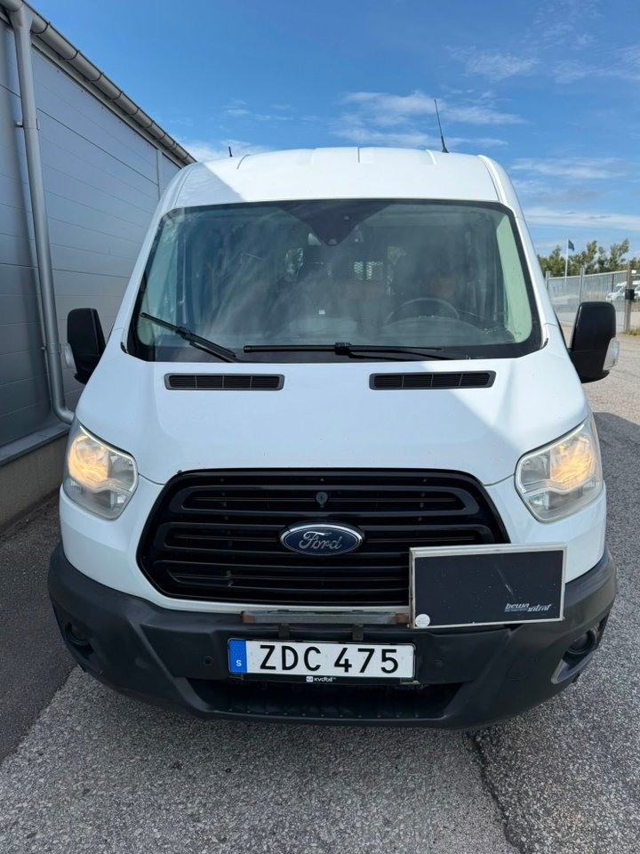 Ford Transit 350 Kombi 2.0 TDCi Euro 6 2018, photo 2/10