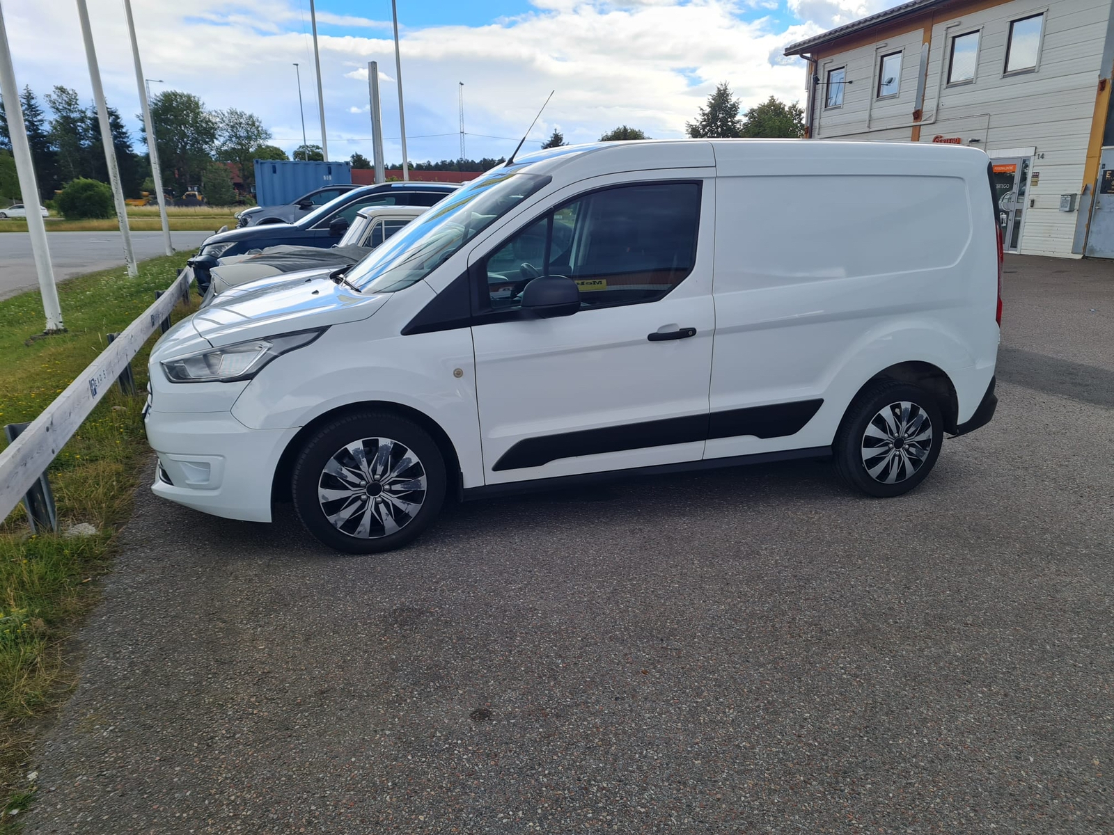 Ford Transit Connect 2019, bild 2/8