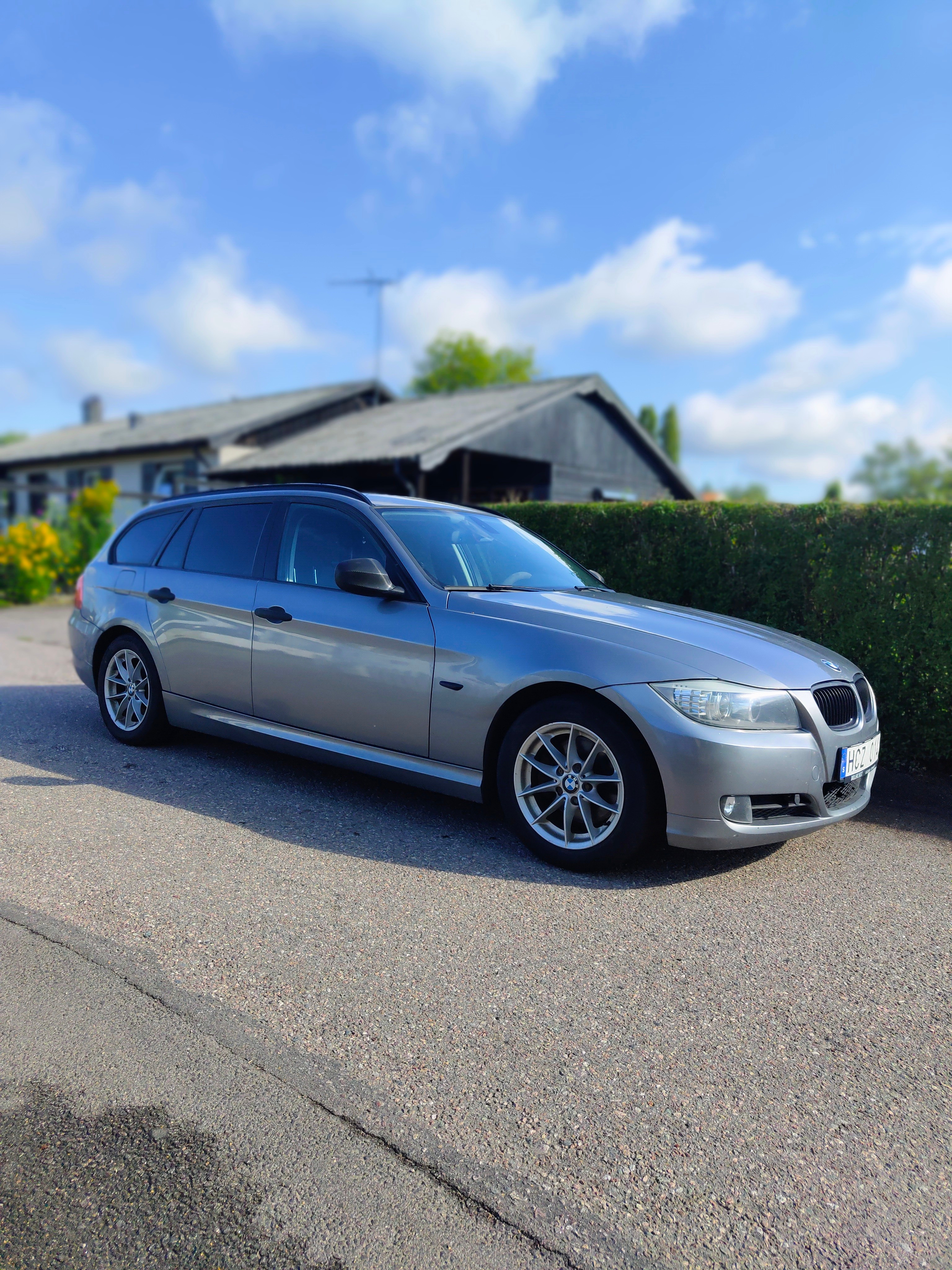 BMW 320 d Touring Manuell 2011, photo 3/3