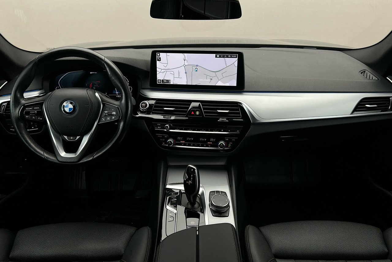 BMW 530 e 5 xDrive Sportstolar Drag 2023, kuva 6/10