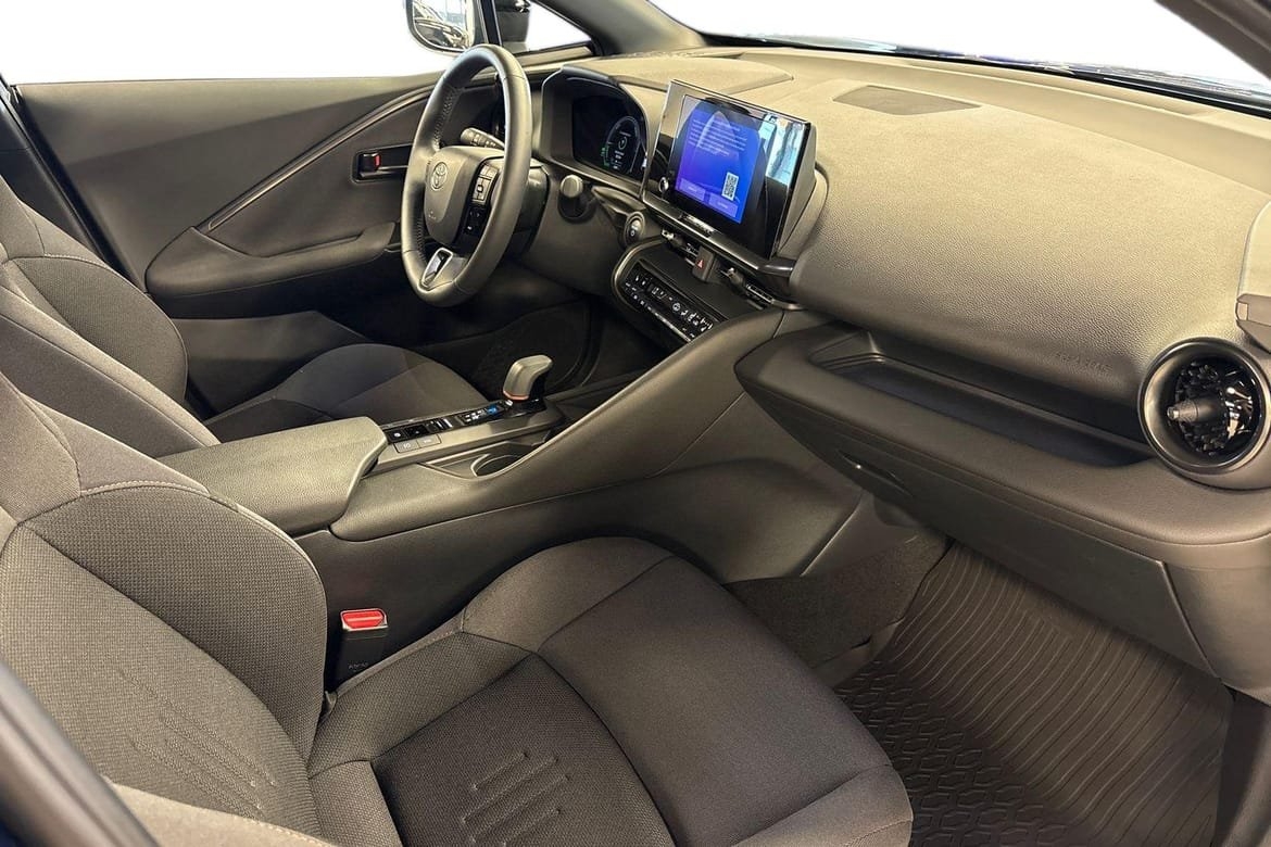 Toyota C-HR 2,0 LADDHYBRID FWD ACTIVE 2025, bild 7/19