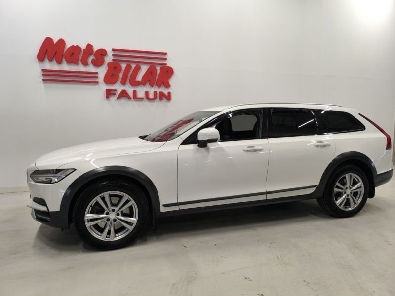 Volvo V90 Cross Country