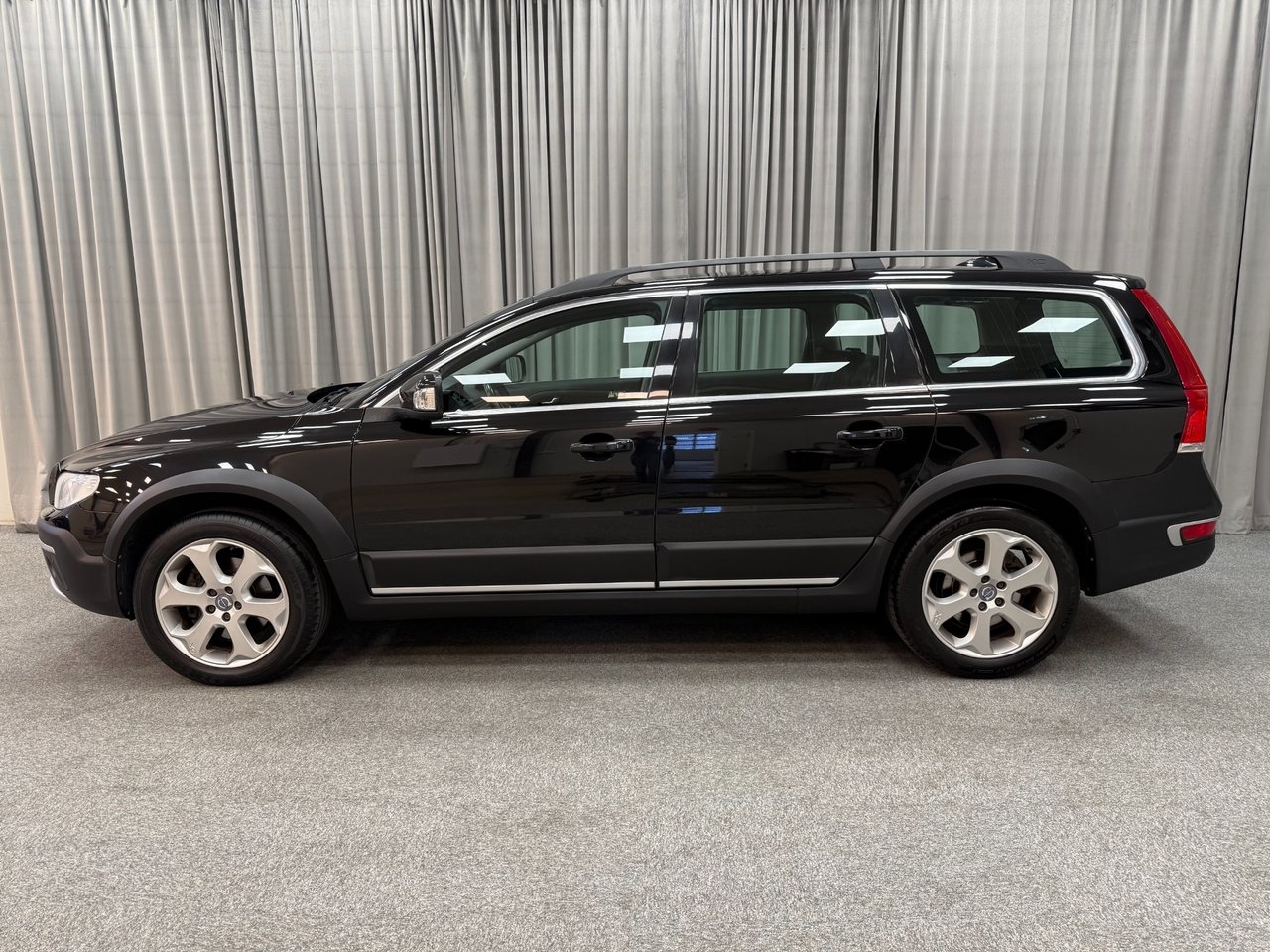 Volvo XC70 2016, photo 2/15