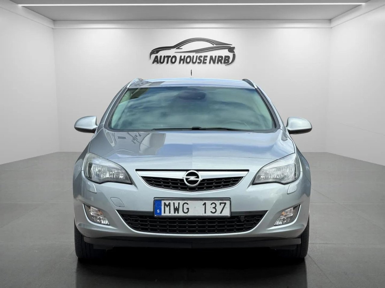 Opel Astra 2012, bild 6/10