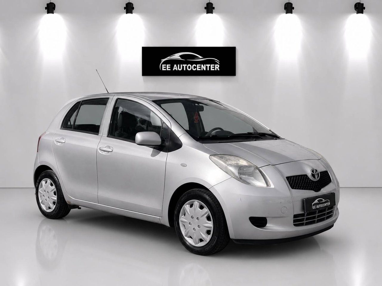 Toyota Yaris 5-dörrar 1.3 VVT-i Euro 4 2006, bild 7/10