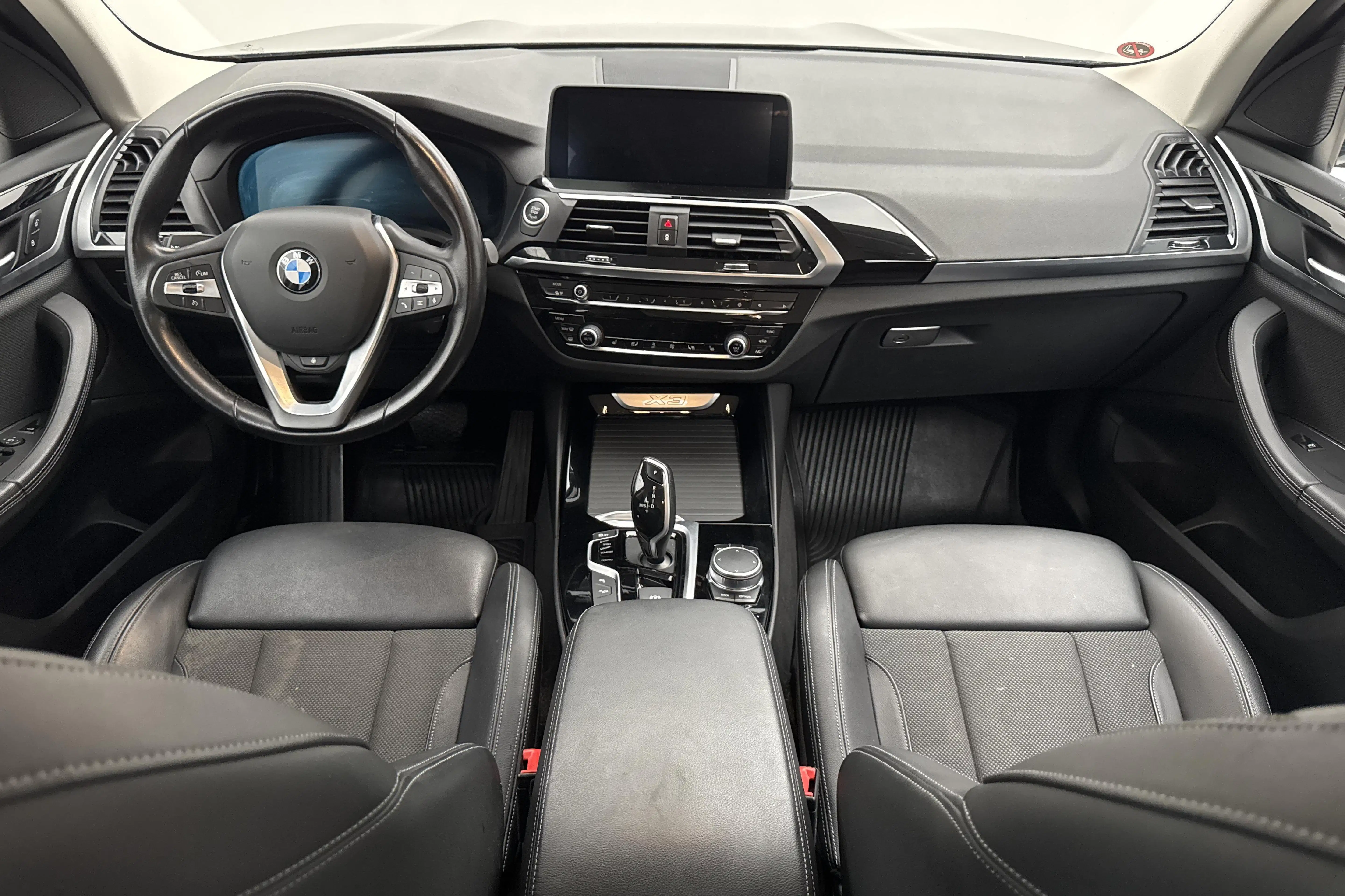BMW X3 2021, kuva 6/8