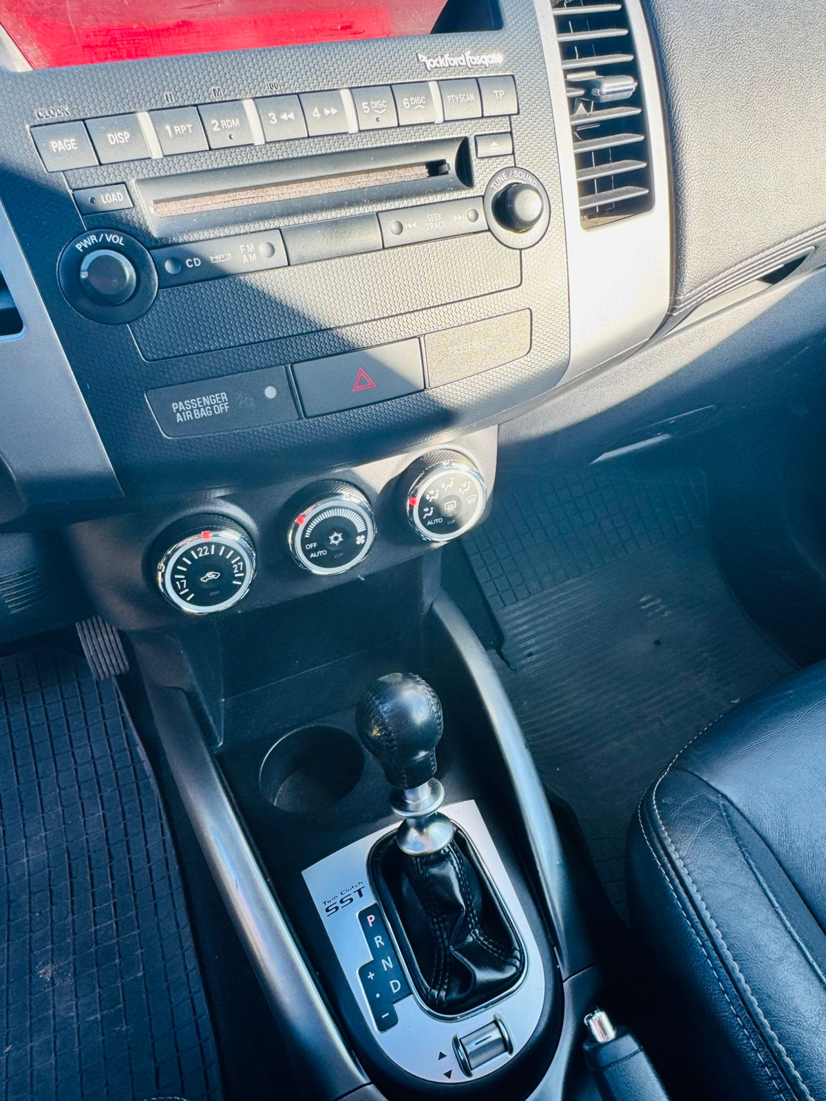 Mitsubishi Outlander 2010, bild 5/10
