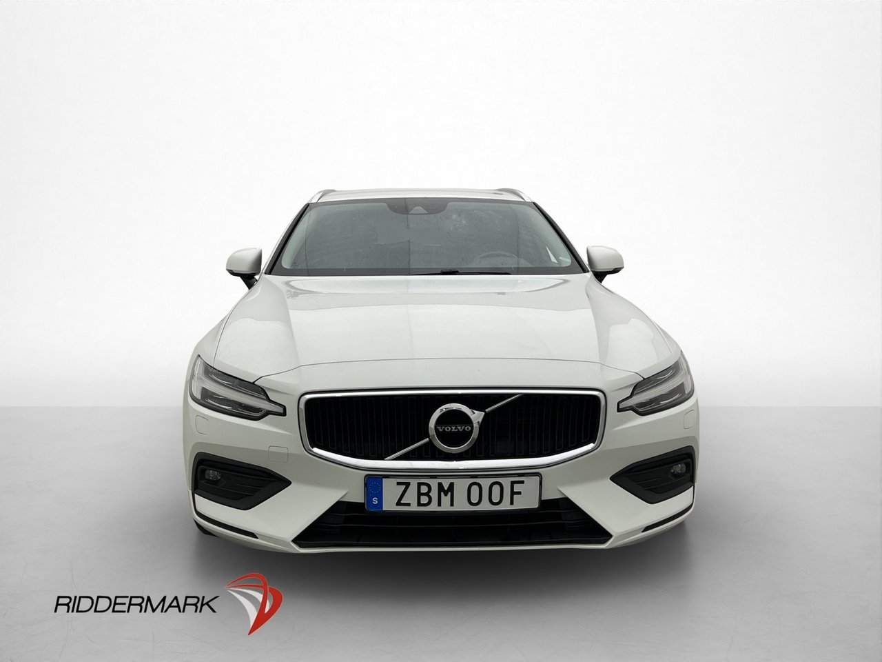 Volvo V60 D3 AWD Advanced 2020, photo 2/36