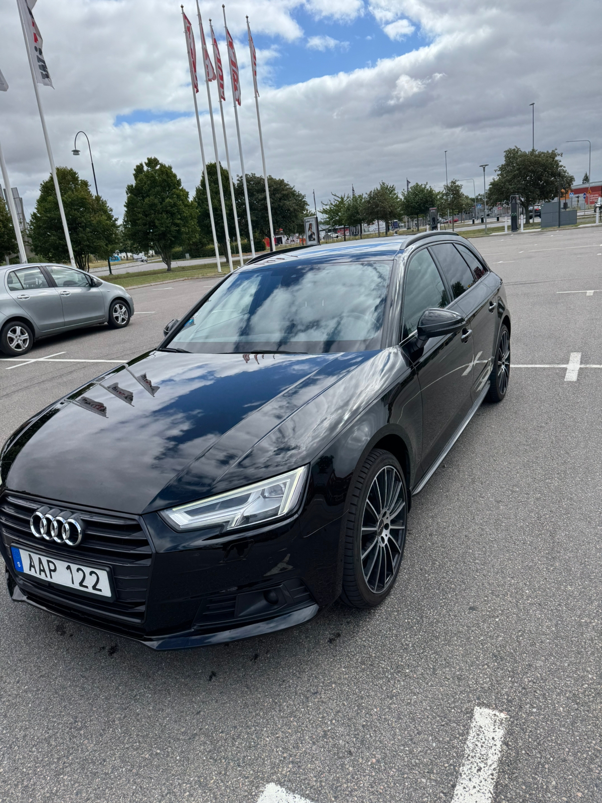 Audi A4 Avant 2.0 TDI S Tronic 2018, kuva 4/5