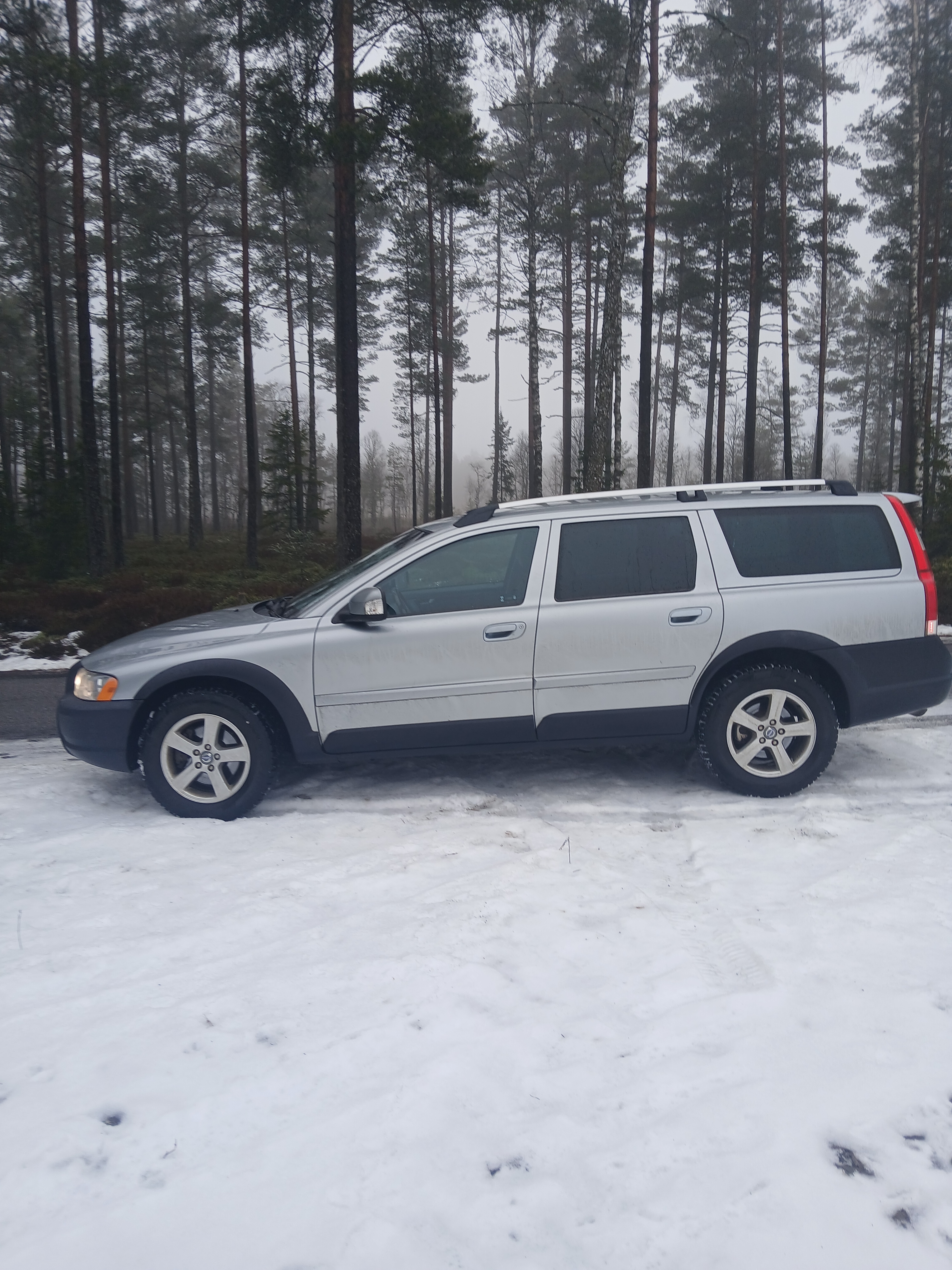 Volvo XC70 D5 AWD Geartronic 2007, bild 2/7