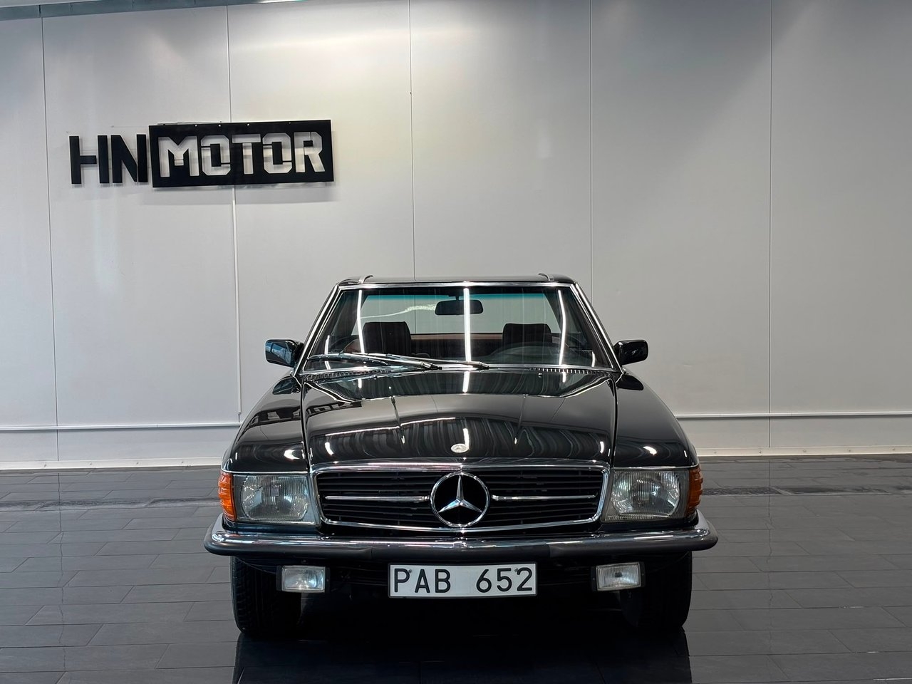 Mercedes-Benz SL 350 Automat Hardtop 1973, photo 3/23