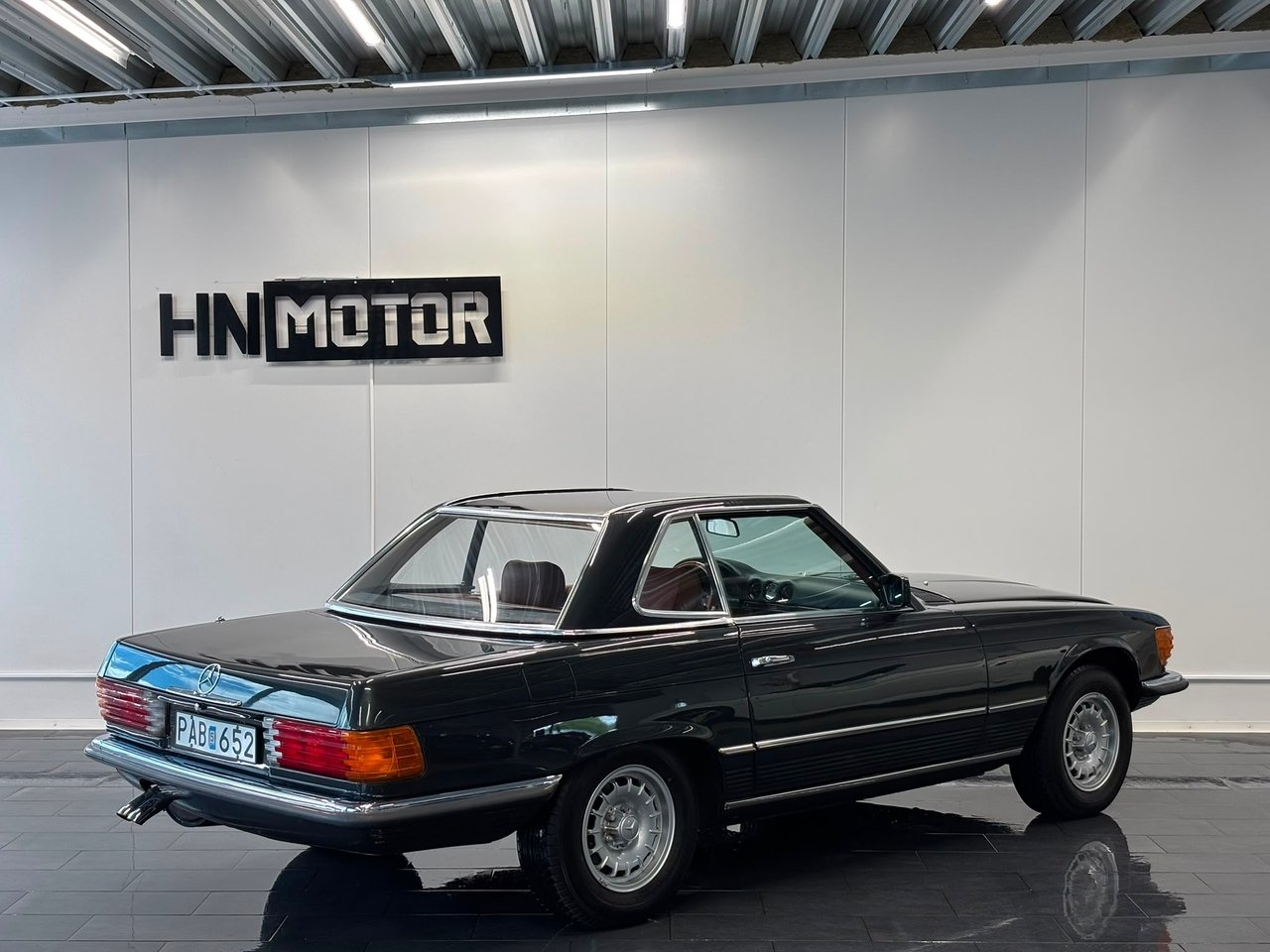 Mercedes-Benz SL 350 Automat Hardtop 1973, photo 6/23