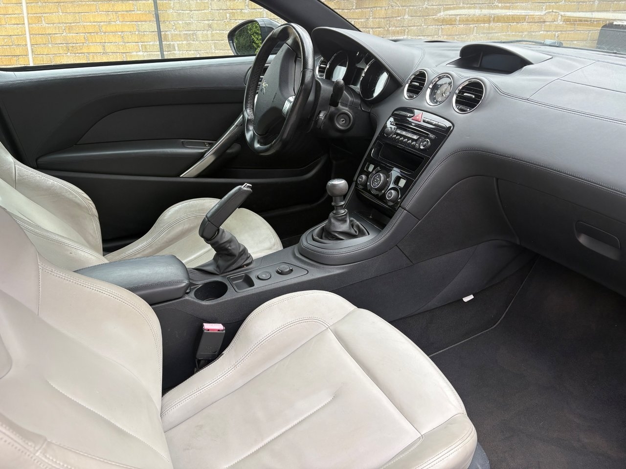 Peugeot RCZ 1.6 THP 2010, bild 5/8