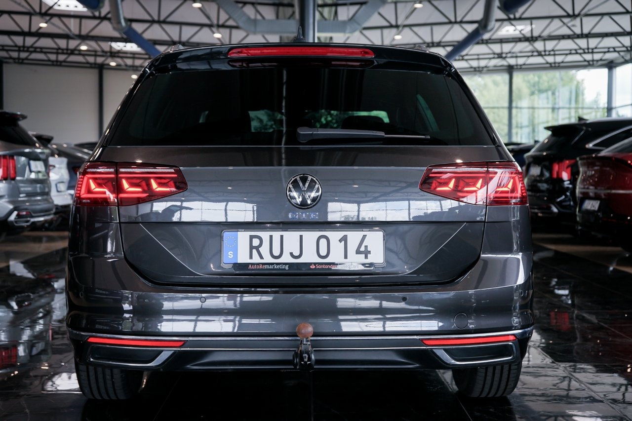 Volkswagen Passat 2023, bild 6/10