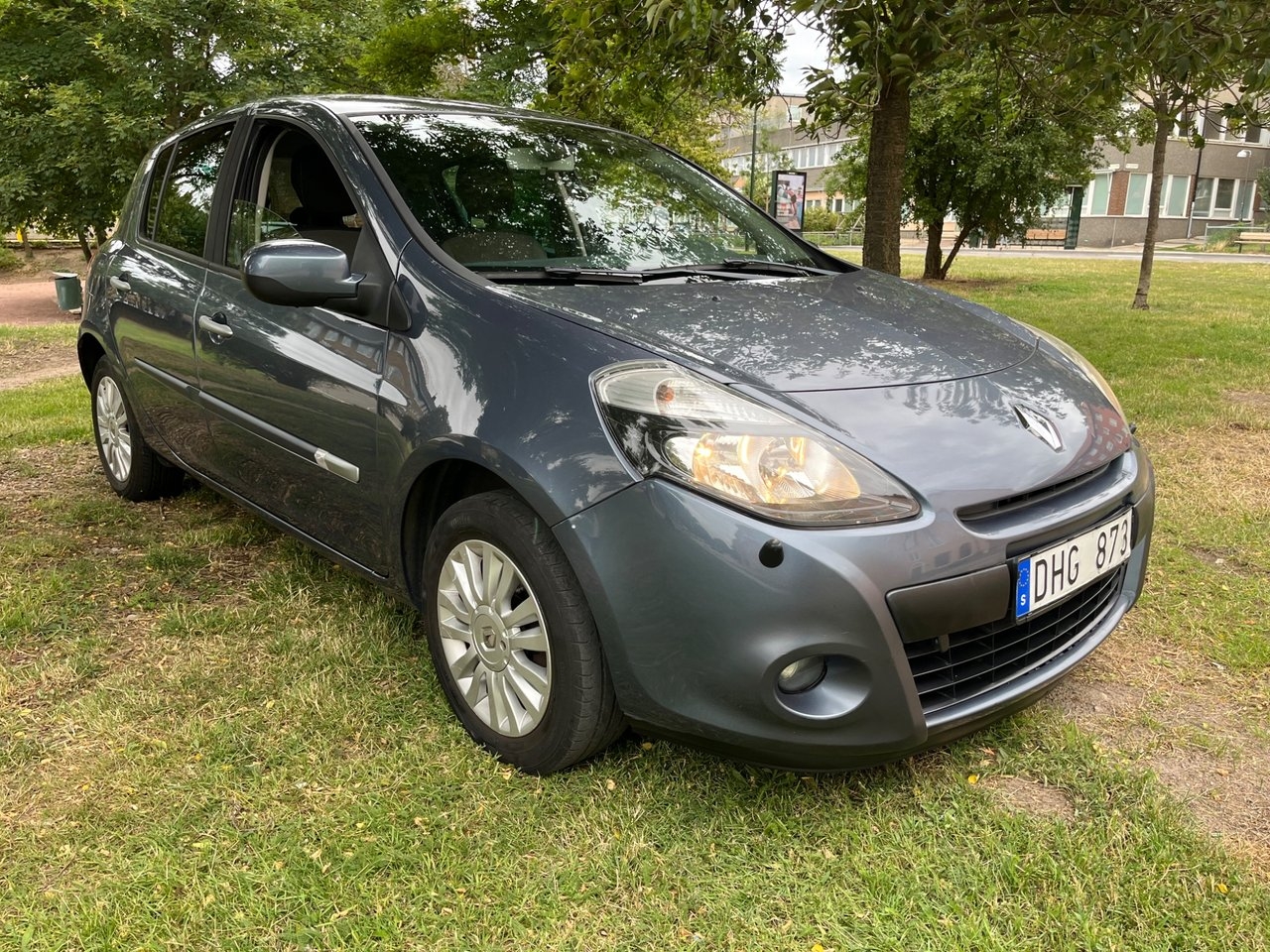 Renault Clio 2011, bild 2/10
