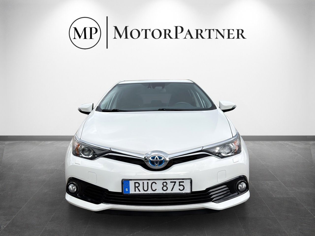Toyota Auris 2017, bild 2/16