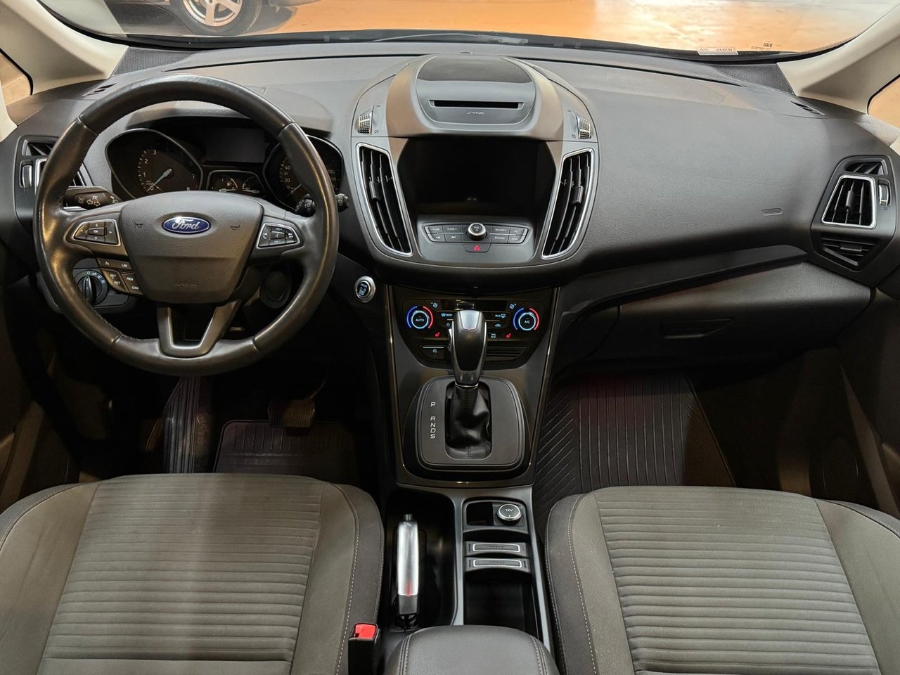 Ford C-Max 2016, bild 6/10