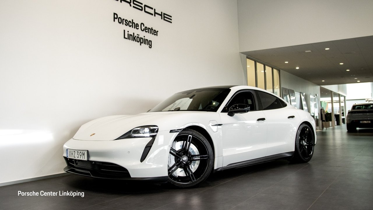 Porsche Taycan 4S 2020, kuva 7/10