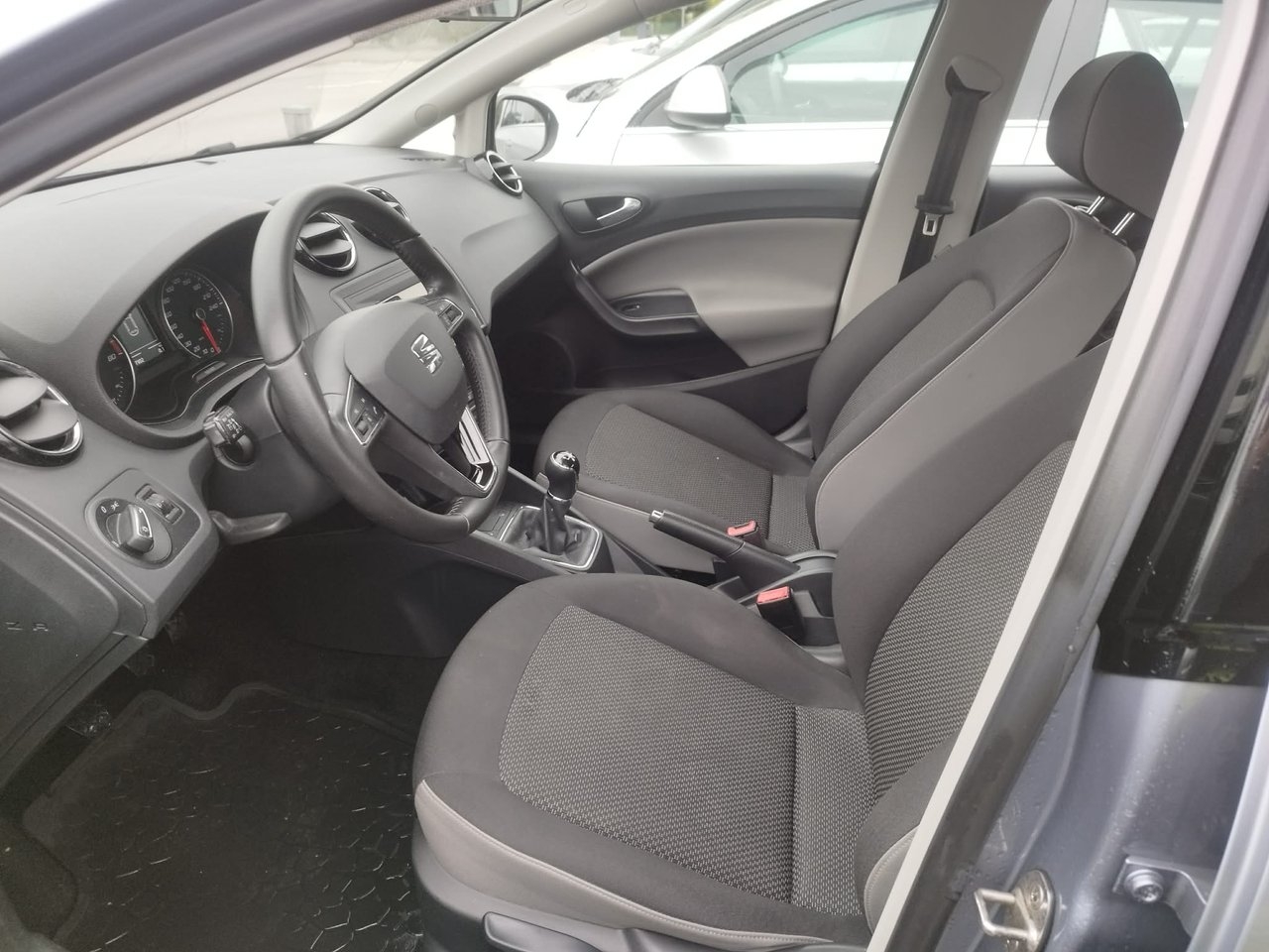 Seat Ibiza 1.2 TSI Style Euro 6 2017, bild 3/3
