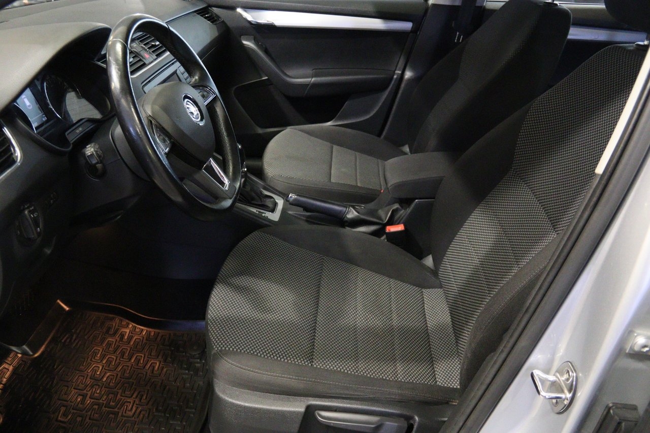 Skoda Octavia 2014, bild 6/10