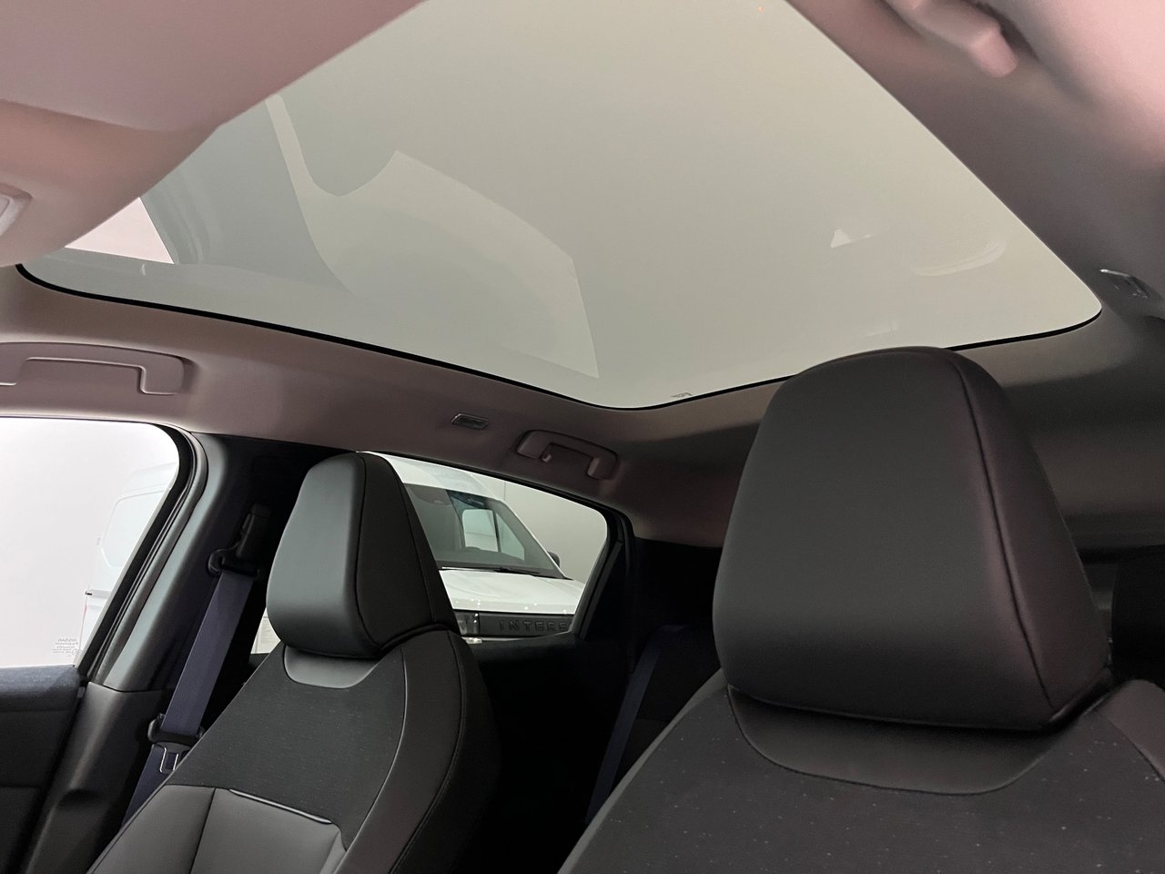 Nissan Leaf 2026, bild 4/9