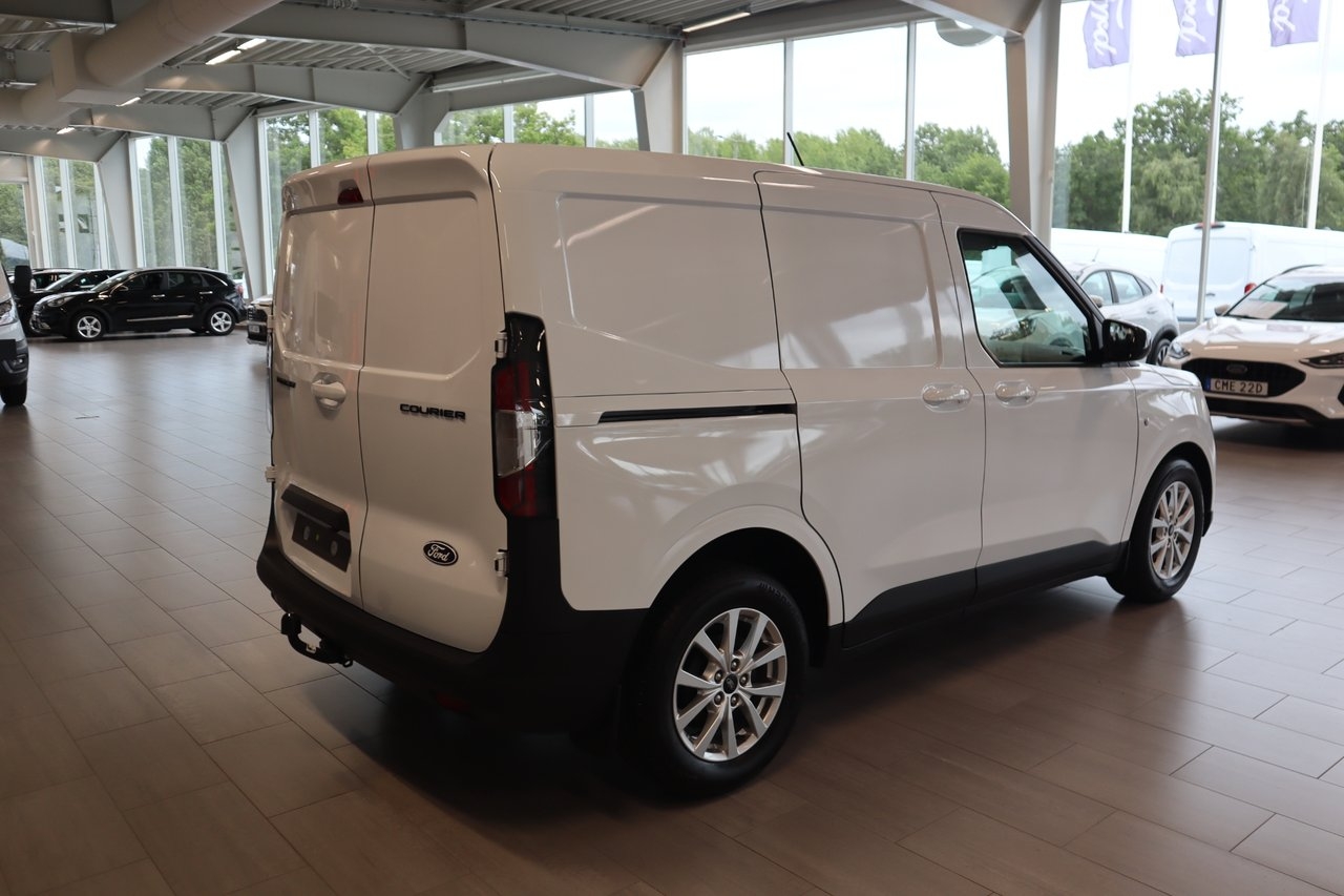 Ford Transit Courier 2026, bild 2/10