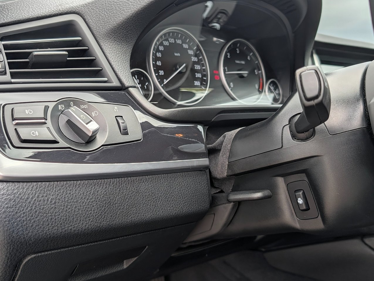 BMW 520 2017, bild 7/10