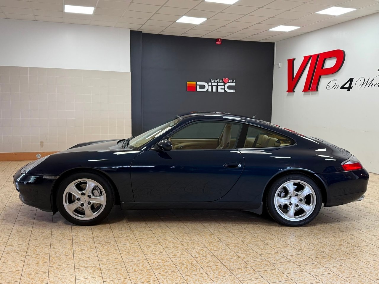 Porsche 911 2000, photo 4/26