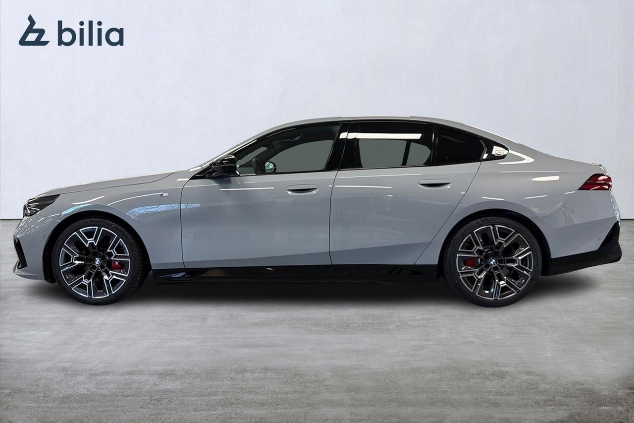BMW i5 M60 xDrive Sedan 2026, photo 3/10