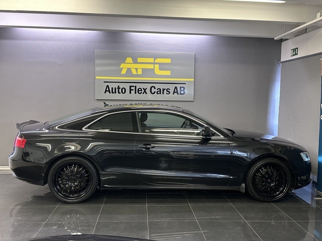 Audi A5 Coupé 2.0 TFSI 2009, photo 7/10