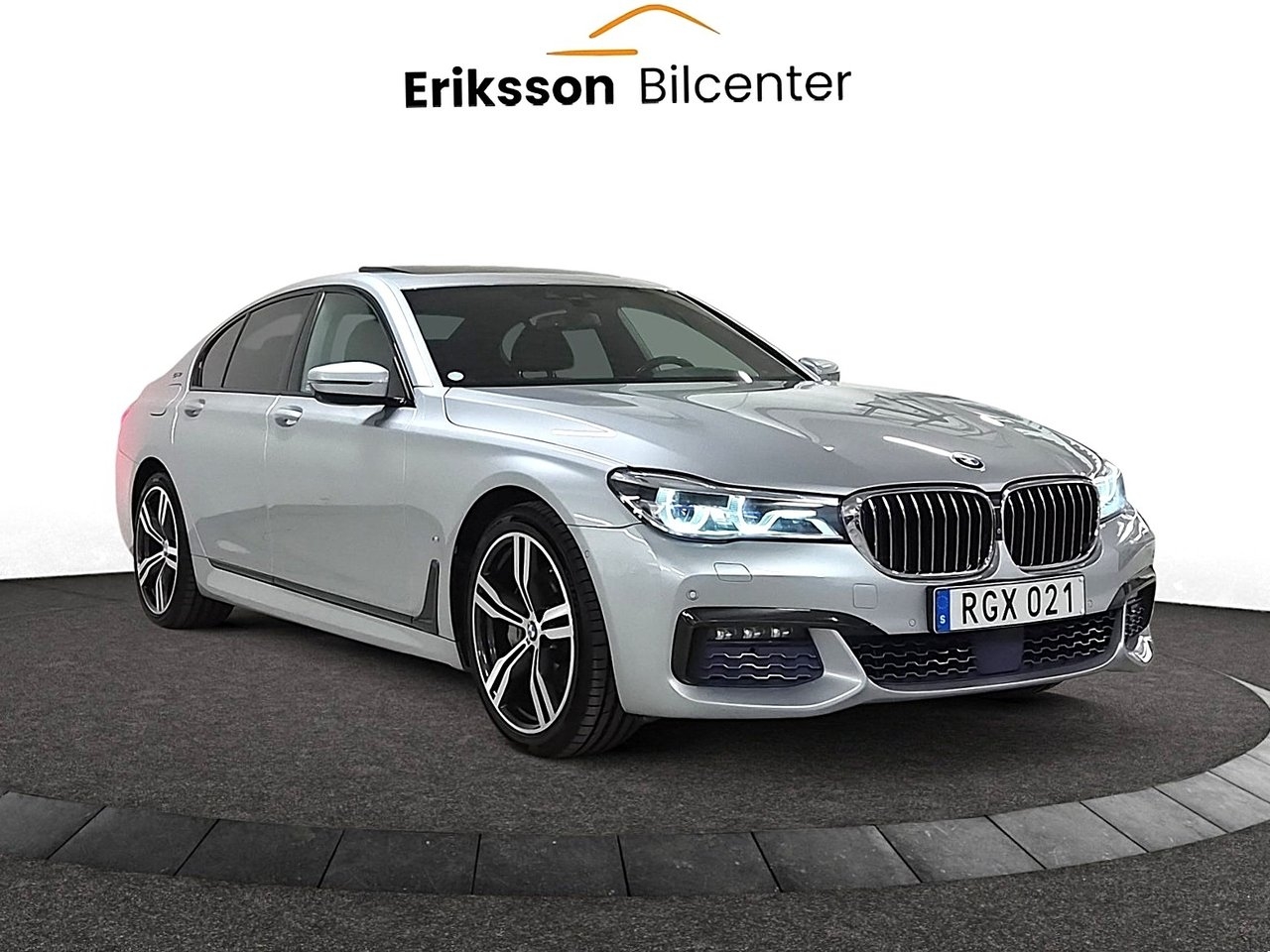 BMW 740 2017, bild 2/10