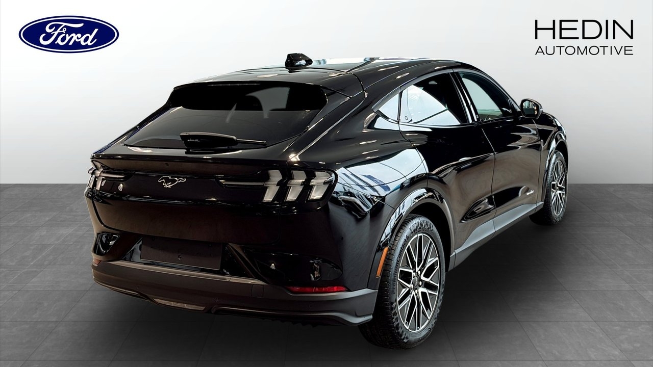 Ford Mustang Mach-E 2025, bild 2/9