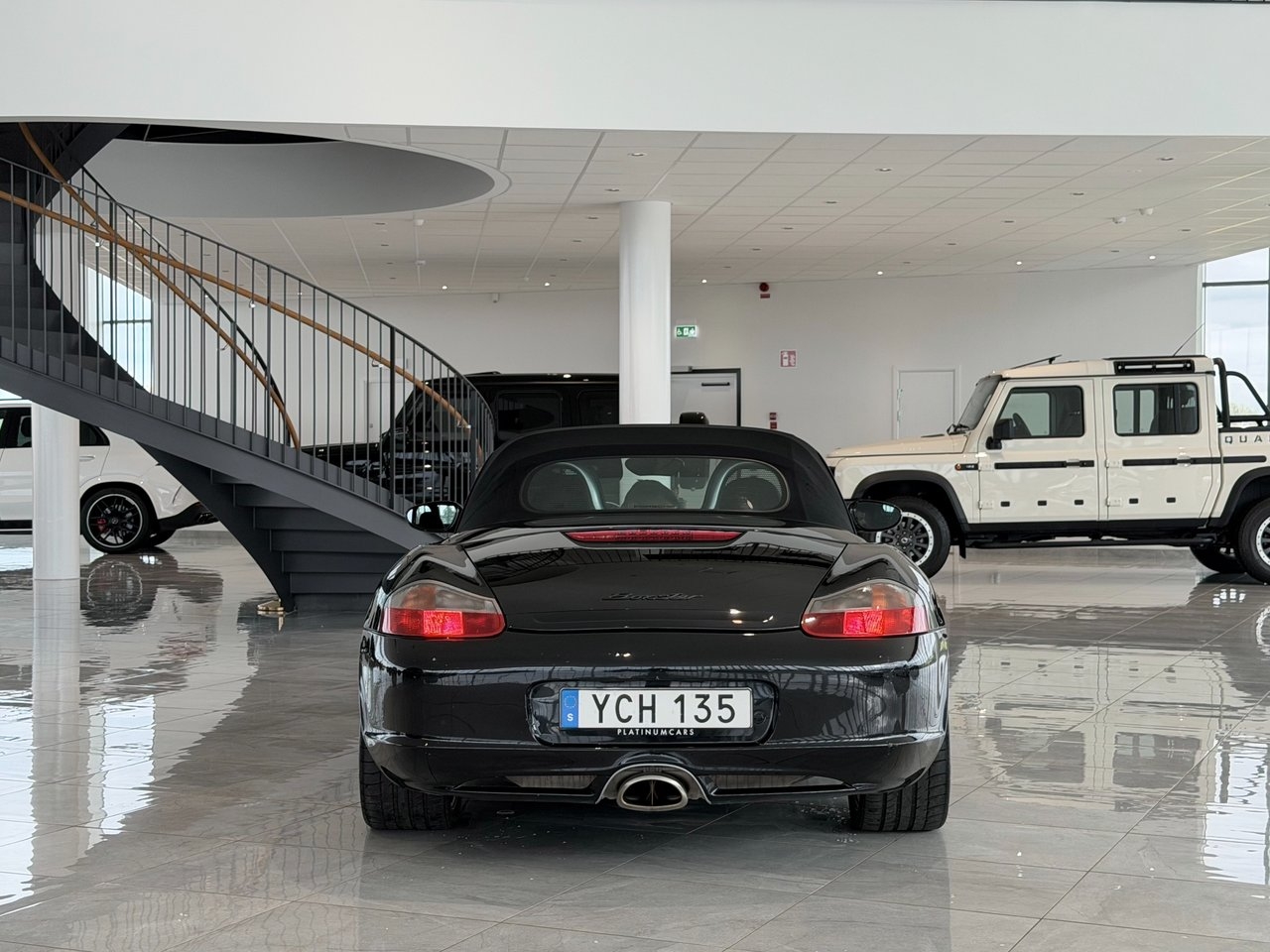 Porsche Boxster 2,7 Manuell 228hk 2004, bild 4/10