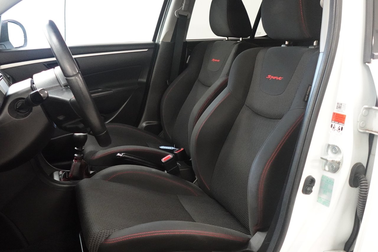 Suzuki Swift Sport 5dr 1.6 DOHC VVT 2014, bild 6/10