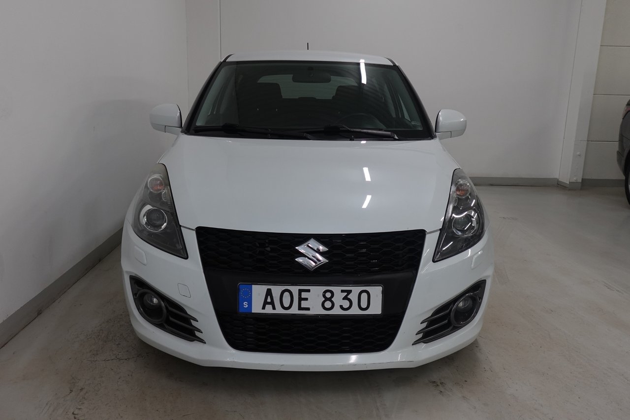 Suzuki Swift Sport 5dr 1.6 DOHC VVT 2014, bild 2/10