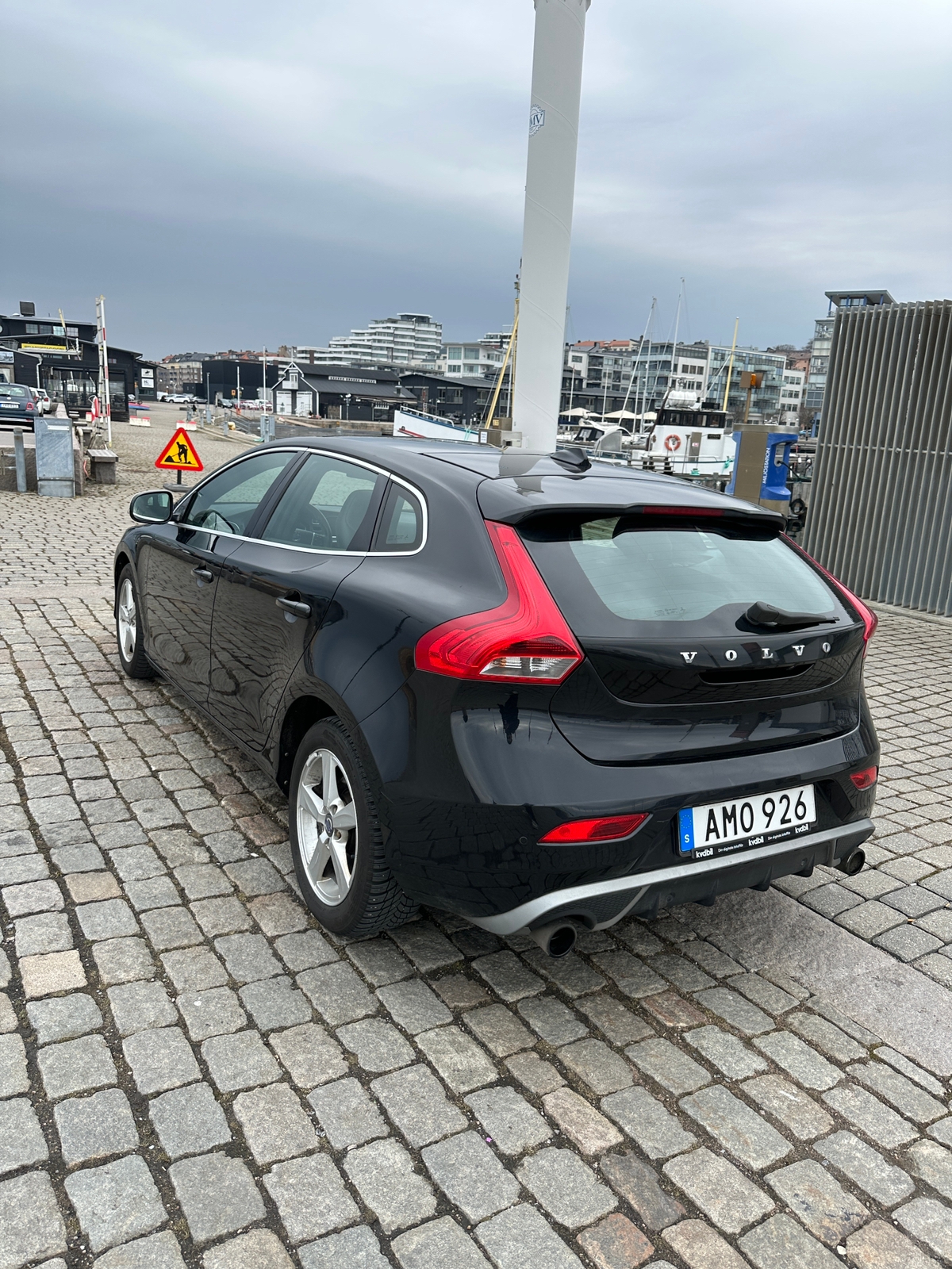 Volvo V40 T3 R-Design 2013, bild 2/7