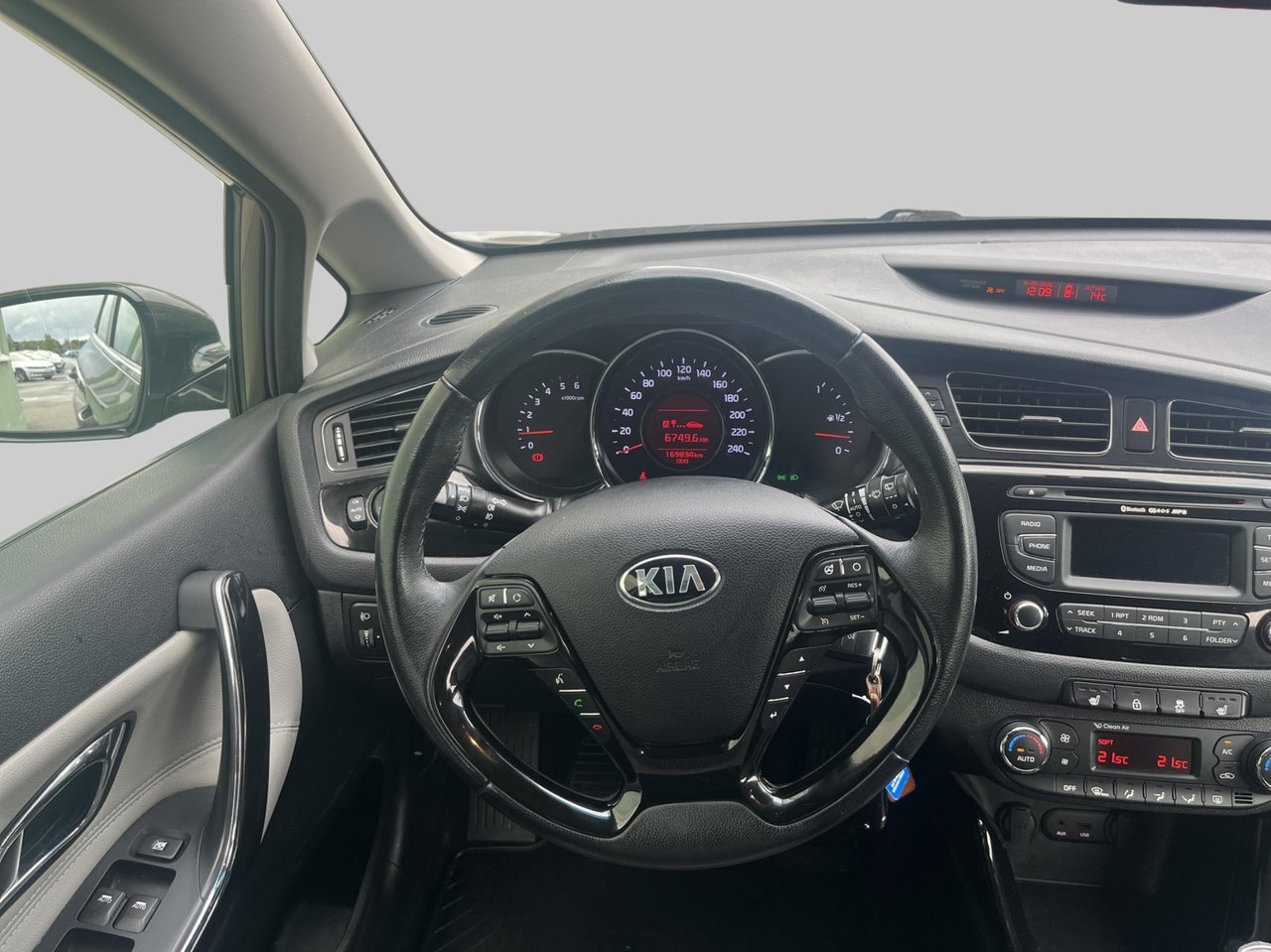 Kia Ceed 2015, bild 7/10