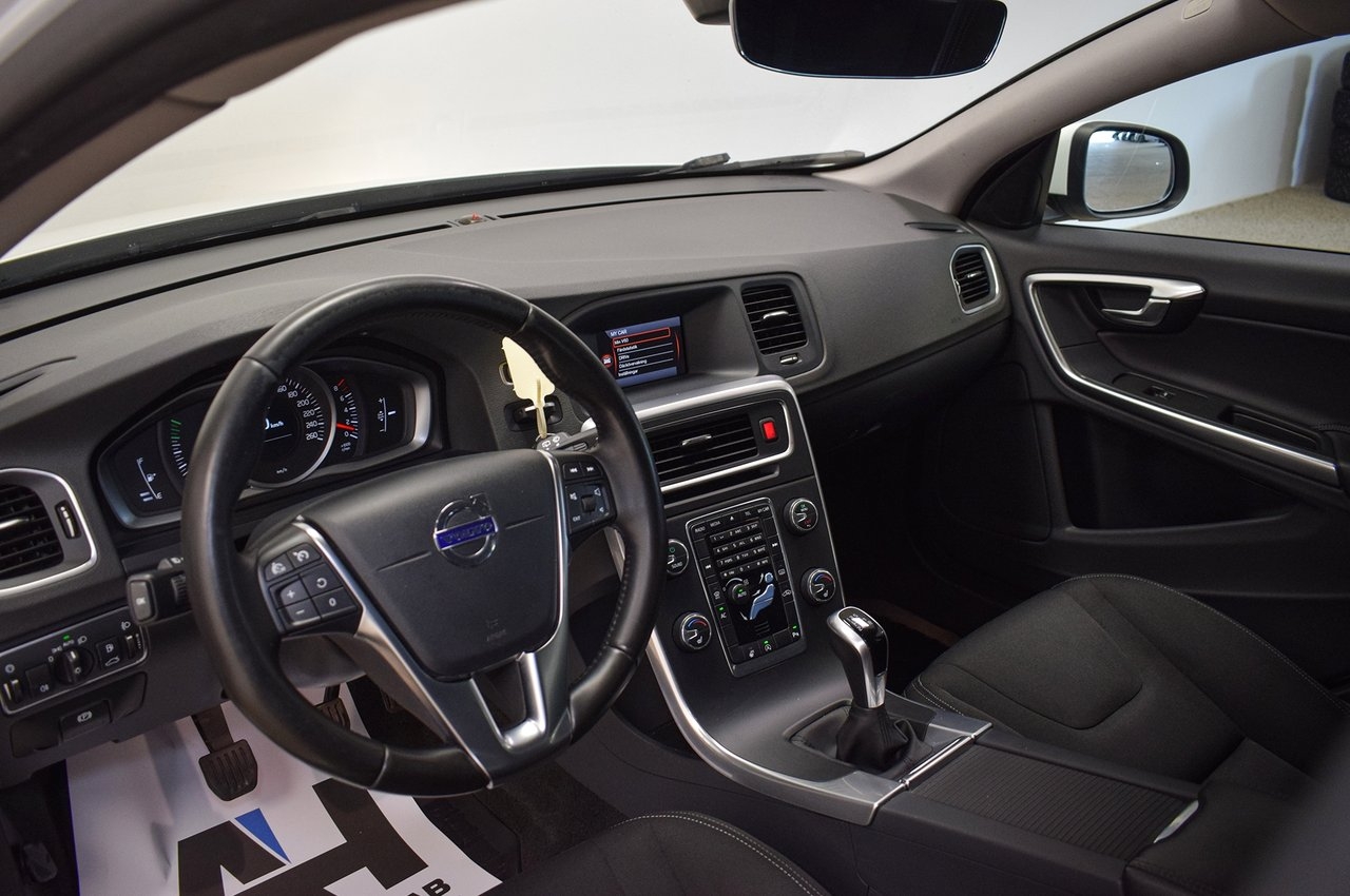 Volvo V60 2017, bild 7/10