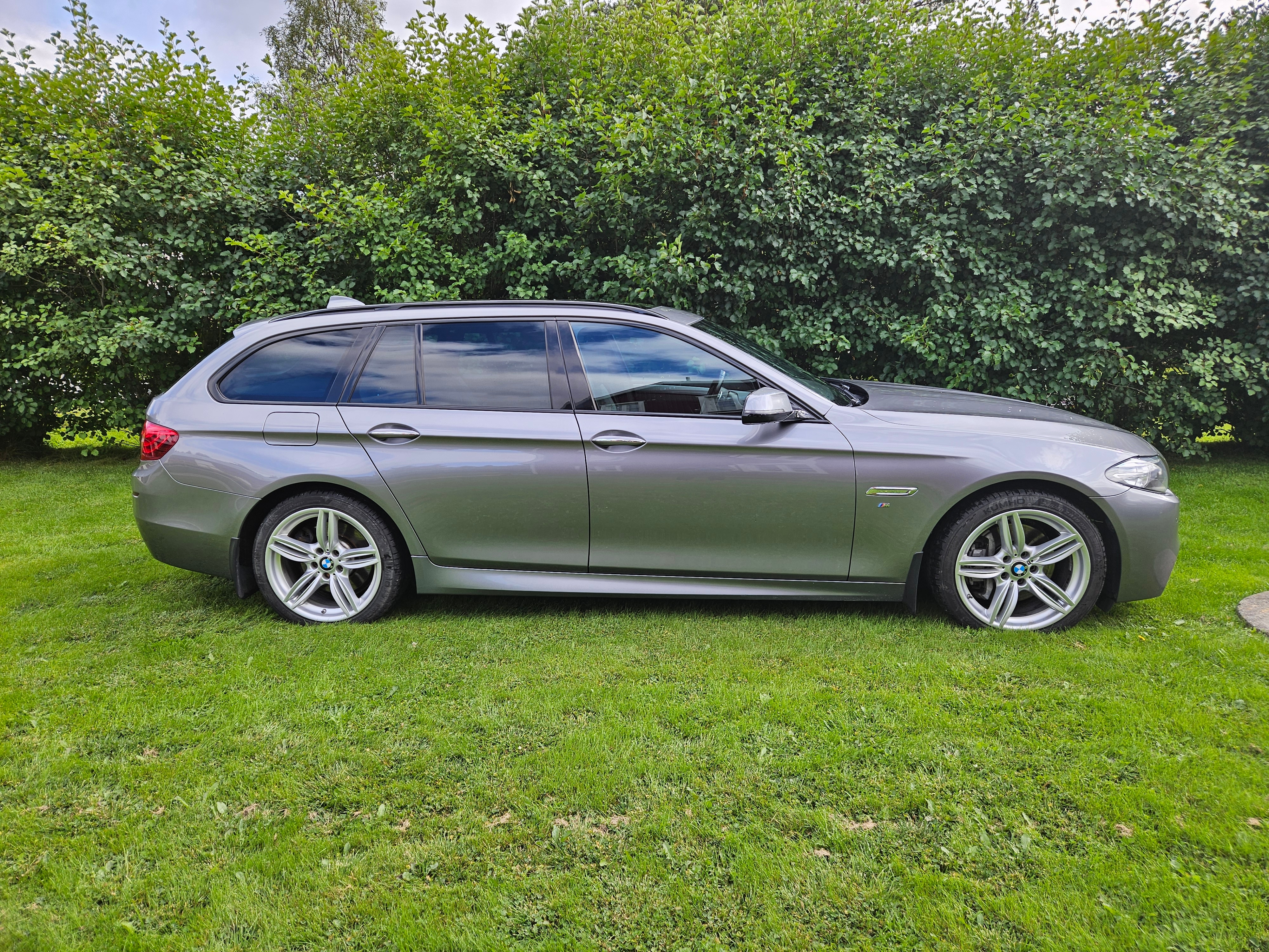 BMW 530 d xDrive Touring Steptronic 2015, kuva 2/10