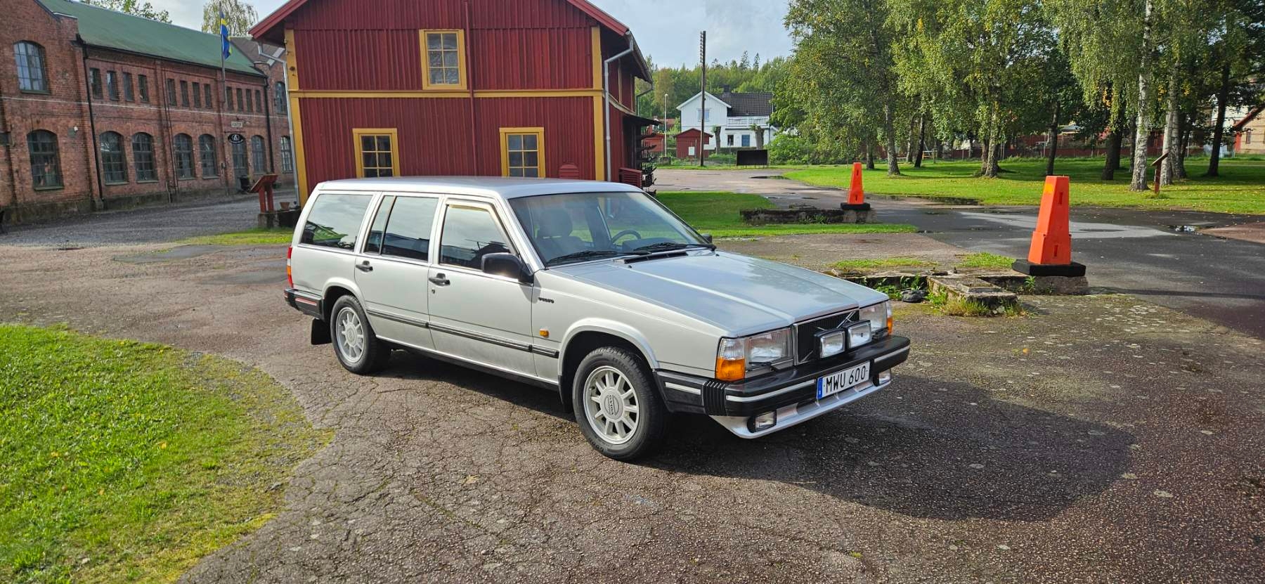 Volvo 745