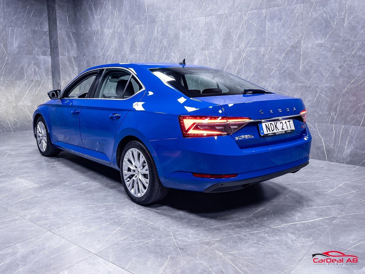 Skoda Superb 2020, bild 6/10