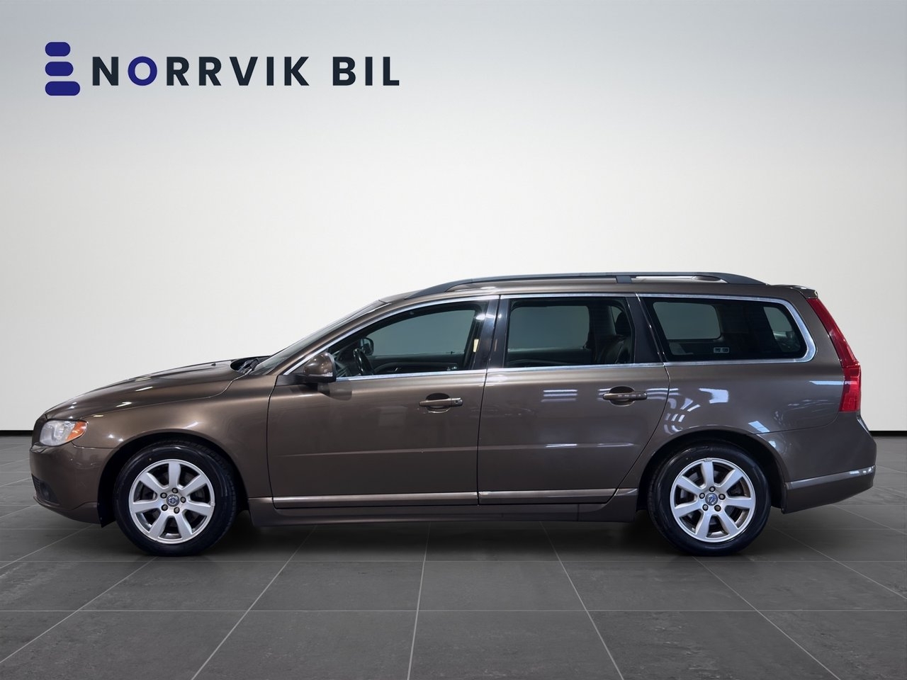 Volvo V70 D2 Momentum Drag 115hk 2013, kuva 6/10