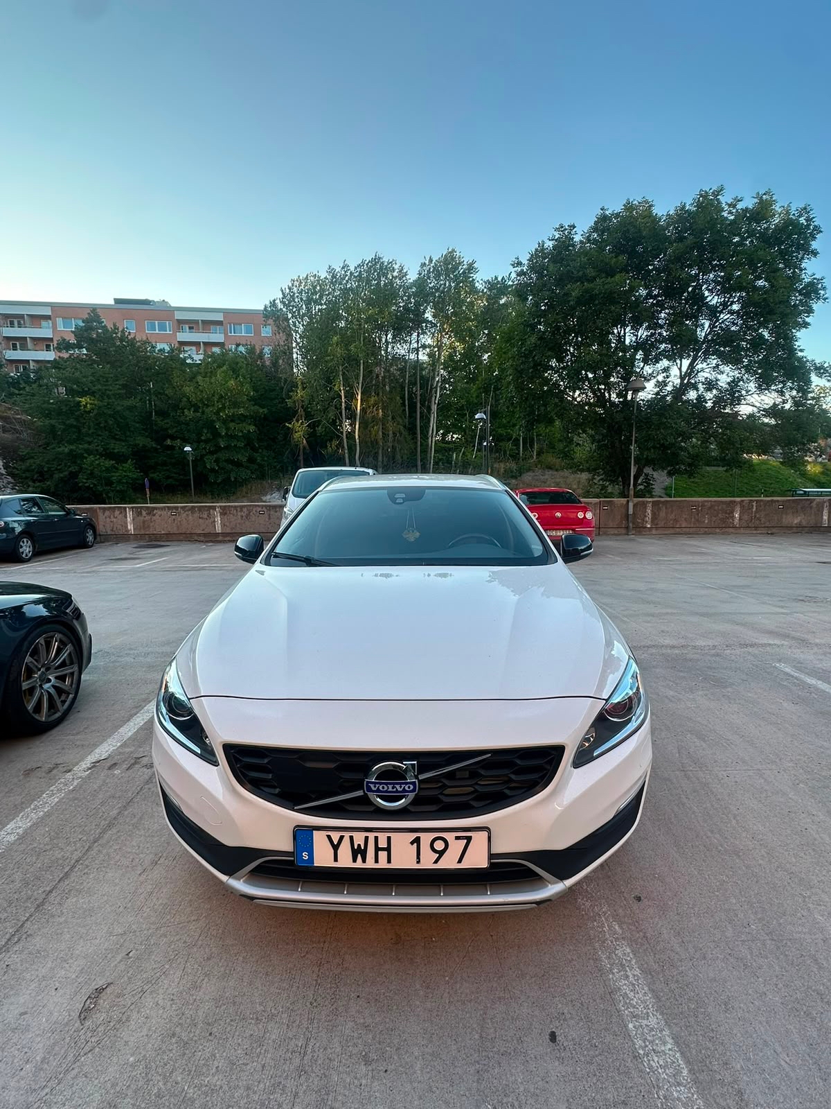 Volvo V60 Cross Country D3 Geartronic 2018, bild 3/8
